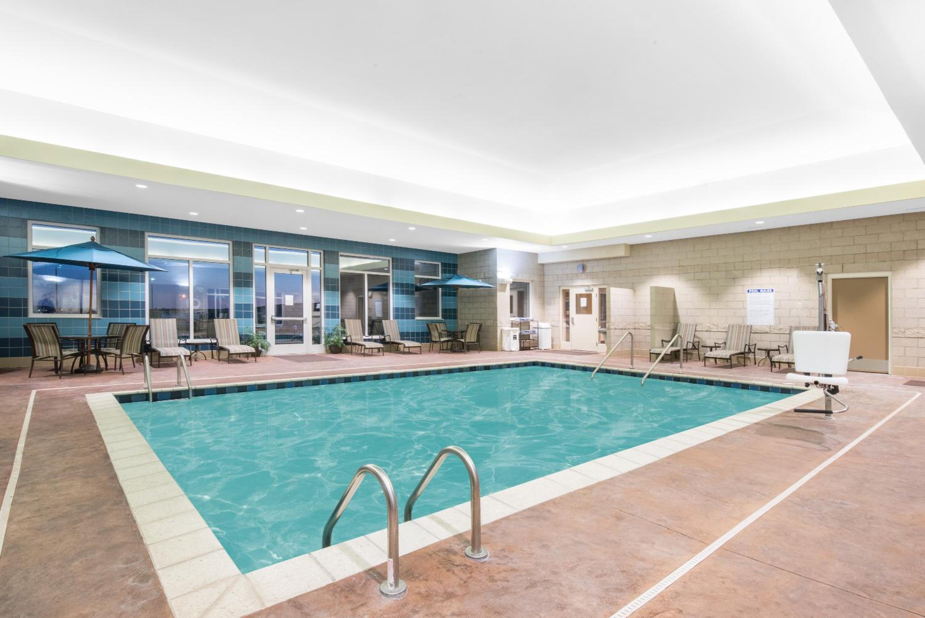 Hawthorn Extended Stay by Wyndham Dickinson