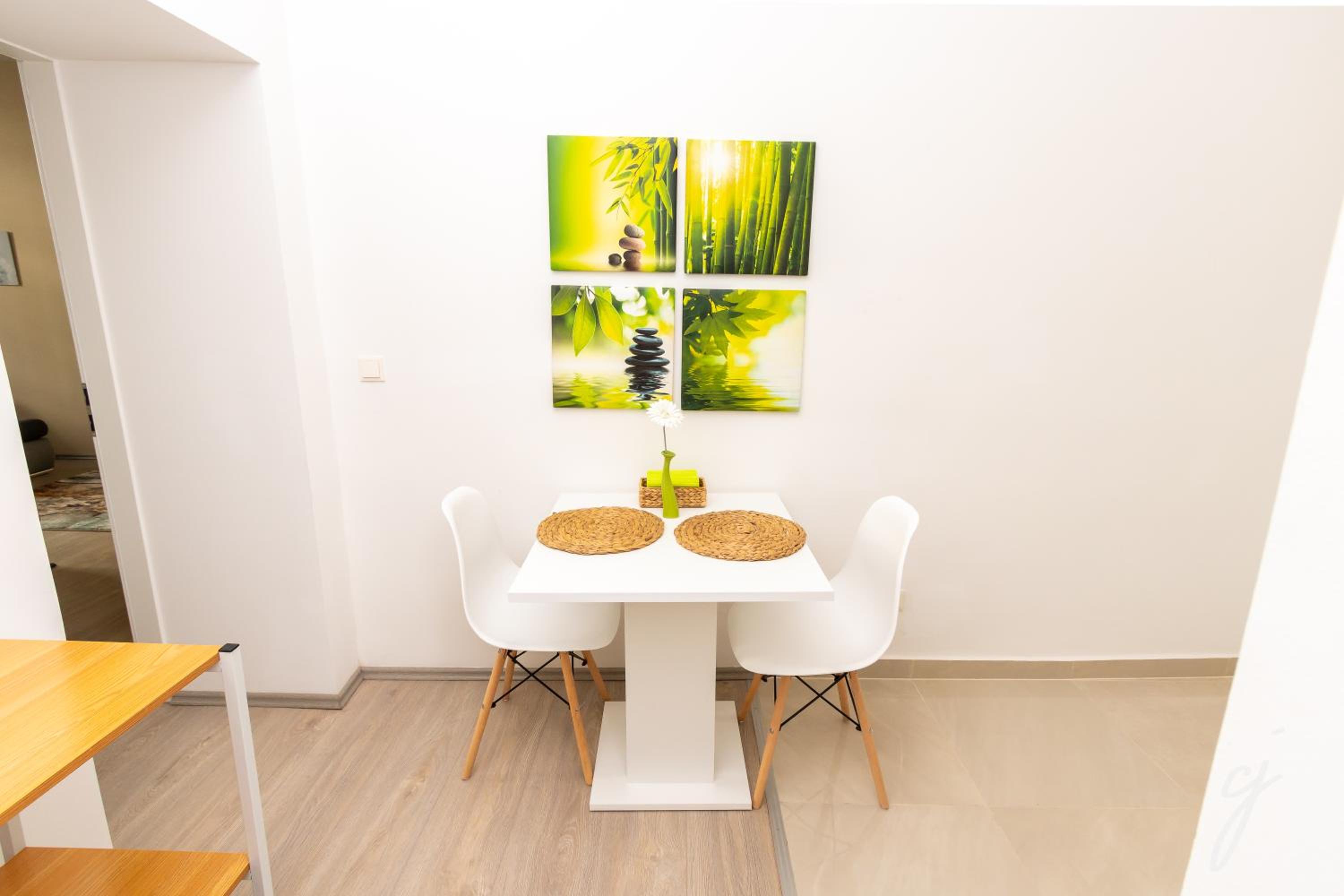Radiant Premium Apartments - Fünfhaus