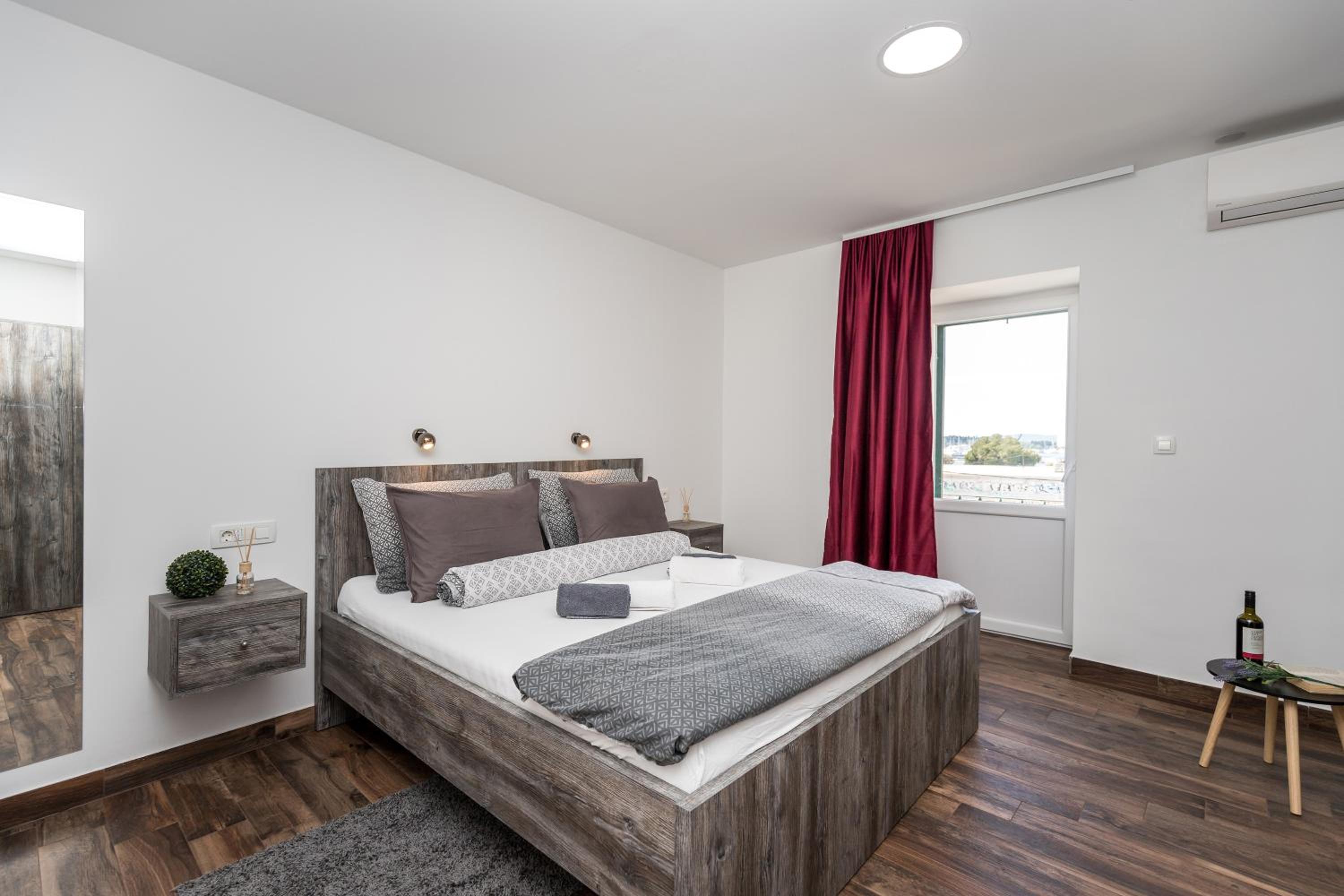 Apinelo Port Rooms photo 3