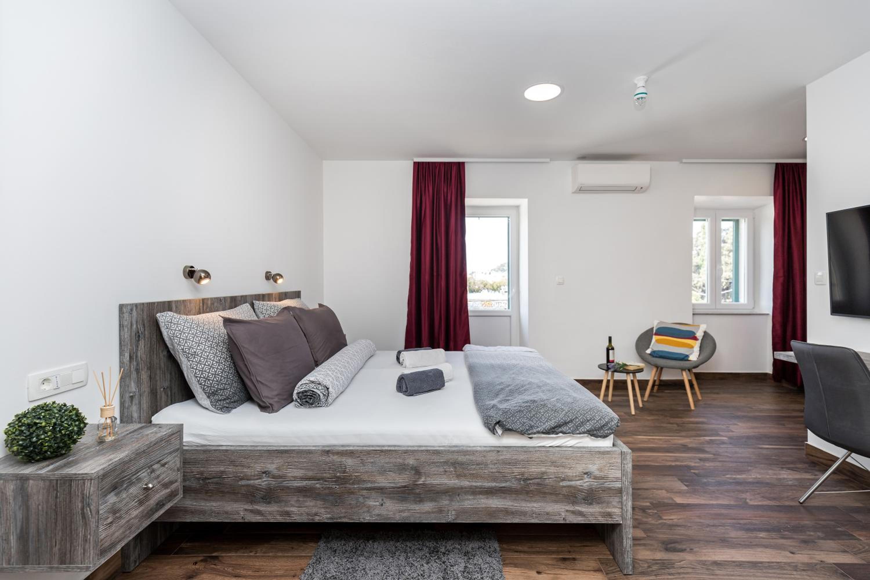 Apinelo Port Rooms photo 4