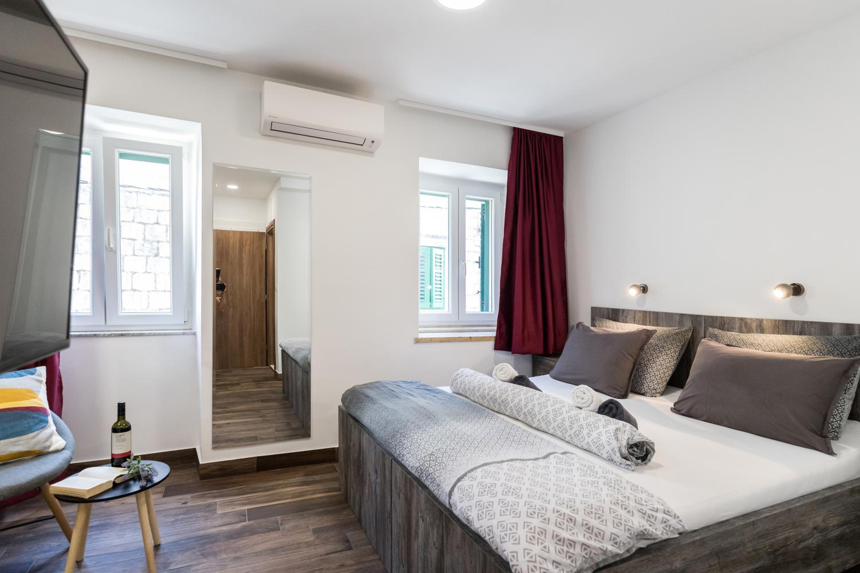Apinelo Port Rooms photo 5