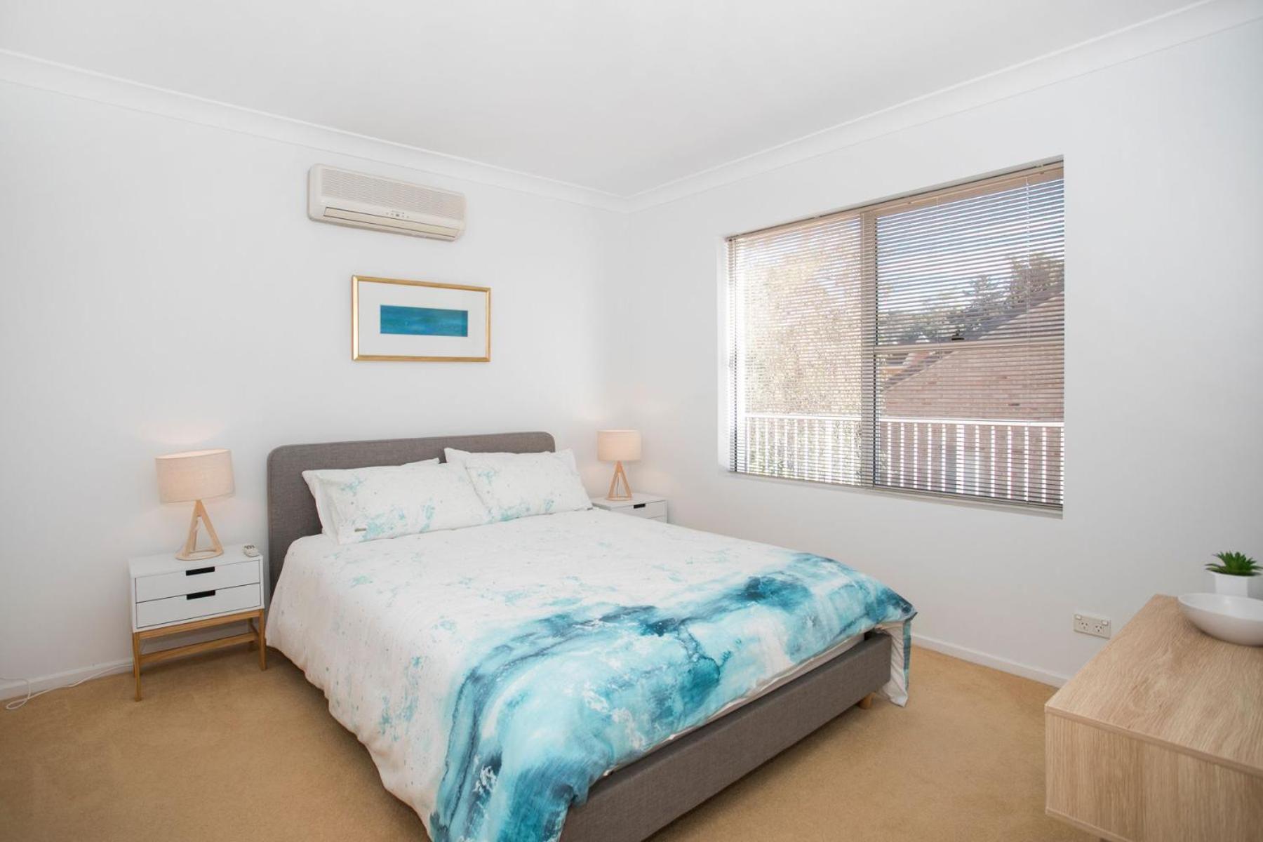 Denhams Beach side holiday apartment