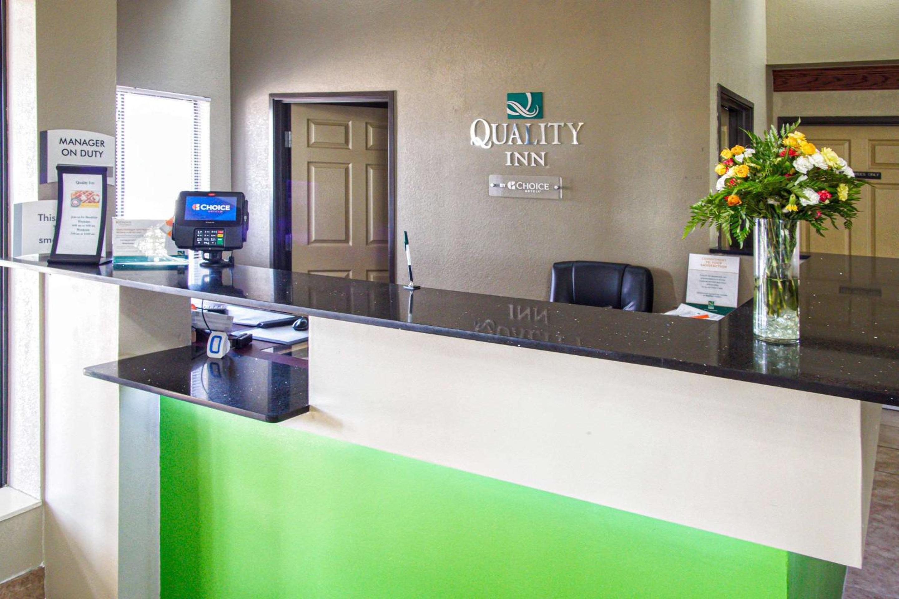 Quality Inn Moore - Oklahoma City view 4