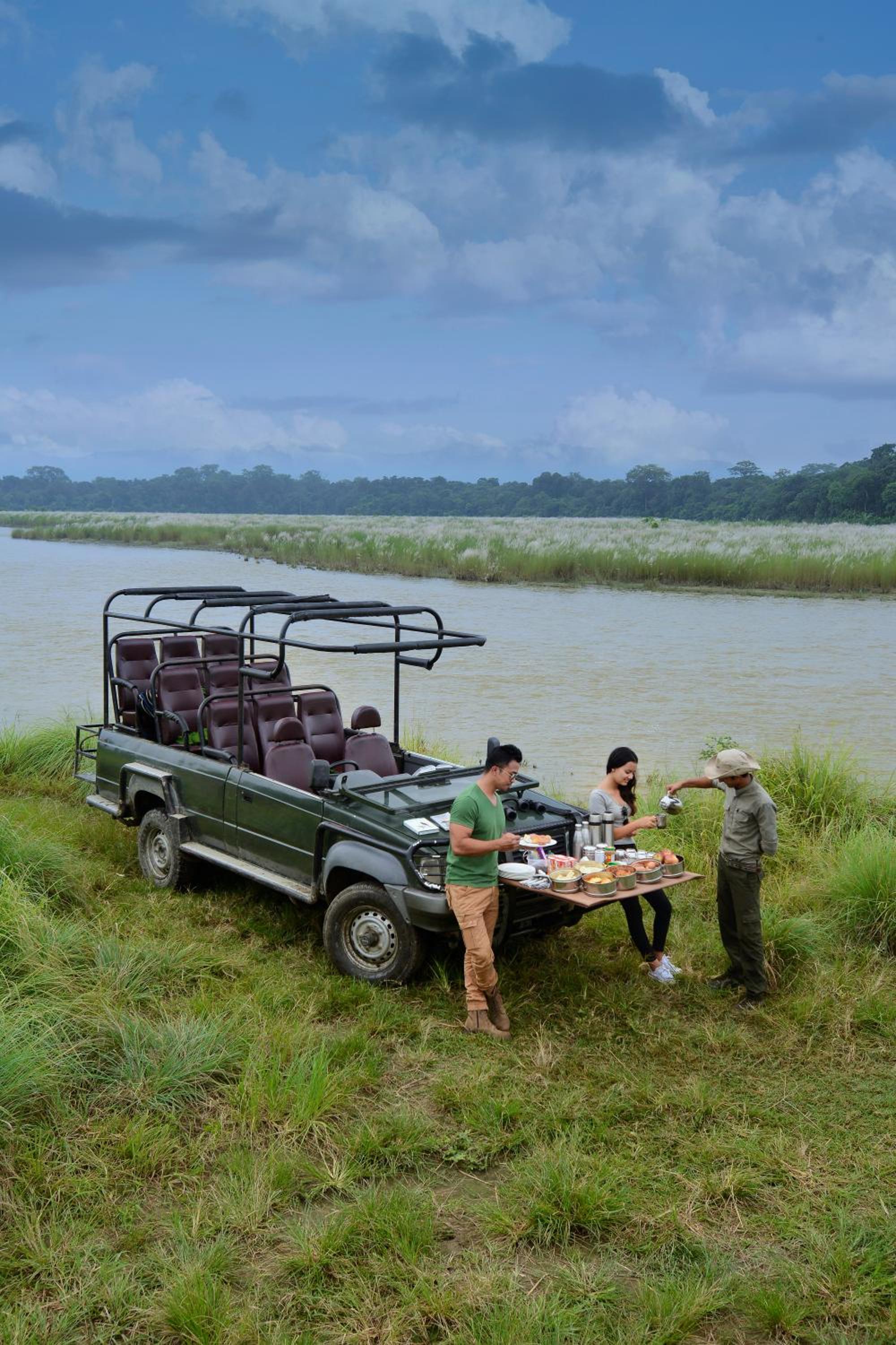 Barahi Jungle Lodge