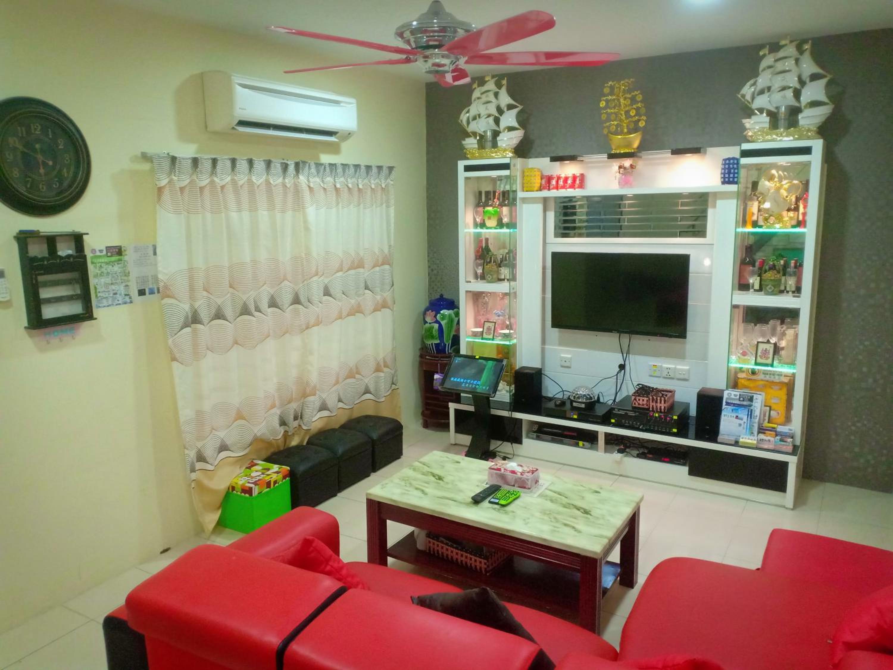 KS 88 Terrace Homestay 15Pax 4R2B nearby LotusTesco photo 4