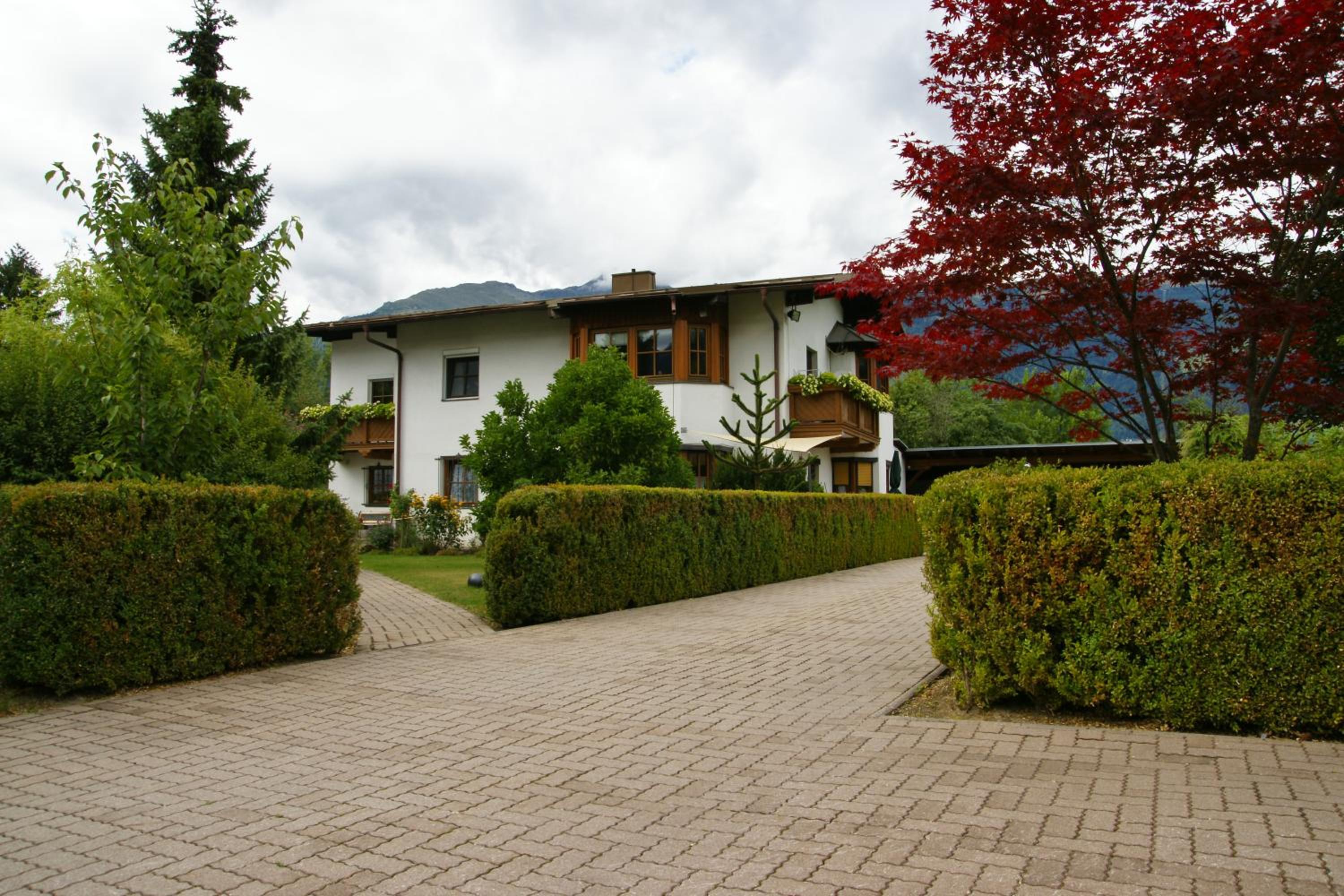 Photo 42