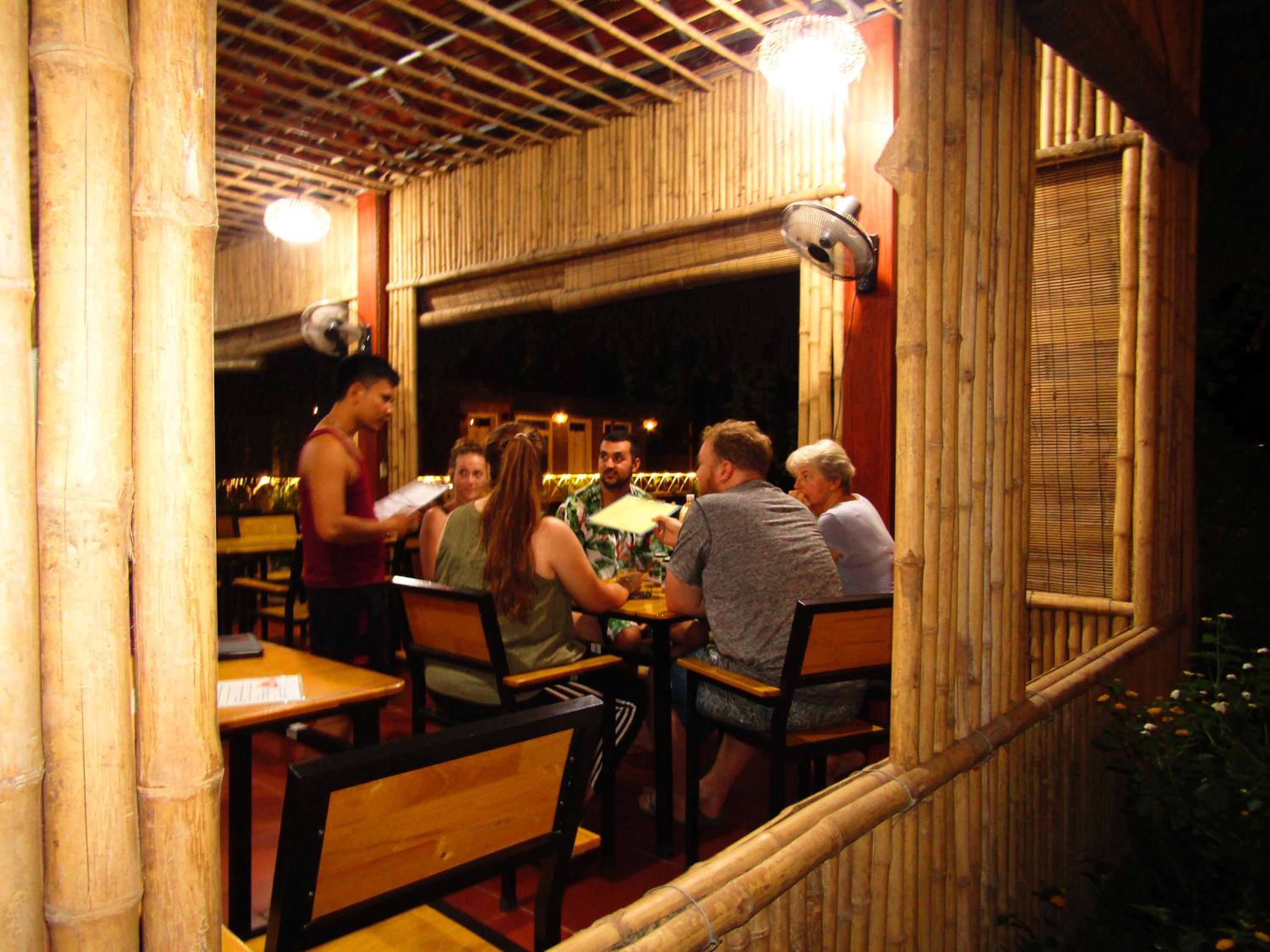 Ninh Binh Mountain Side Homestay & Cafe