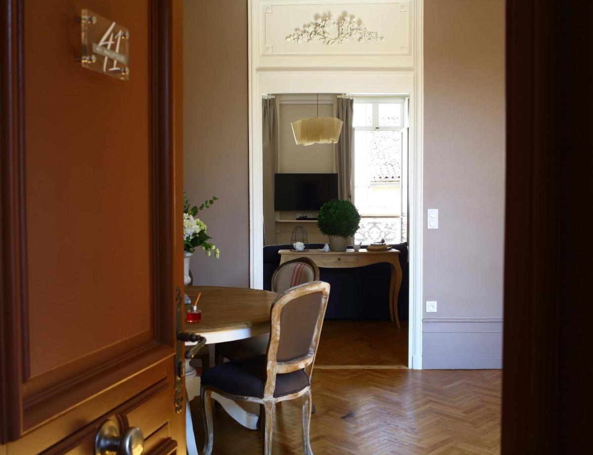 41 Maufoux By Bruno Colin