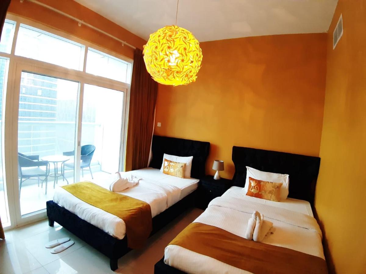 Golden Stay Vacation Homes continental tower marina
