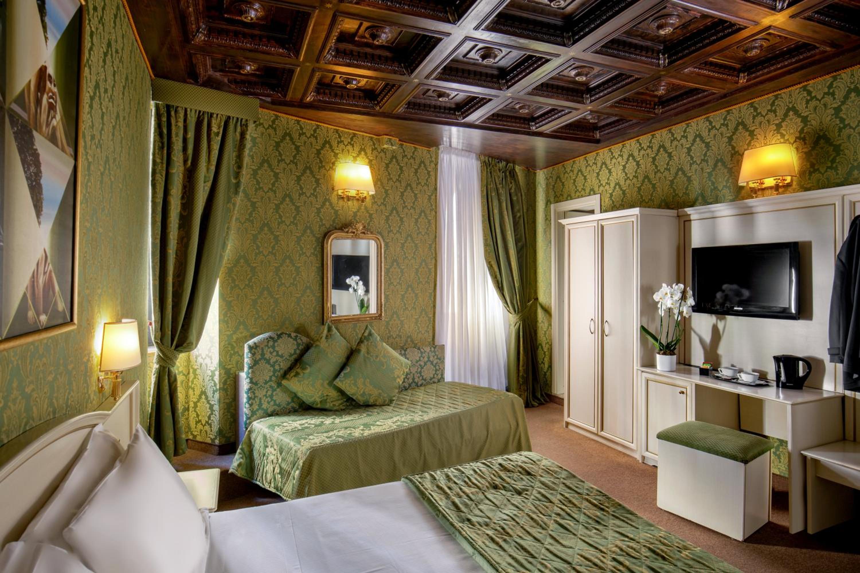 Residenza Canova Tadolini - Guesthouse