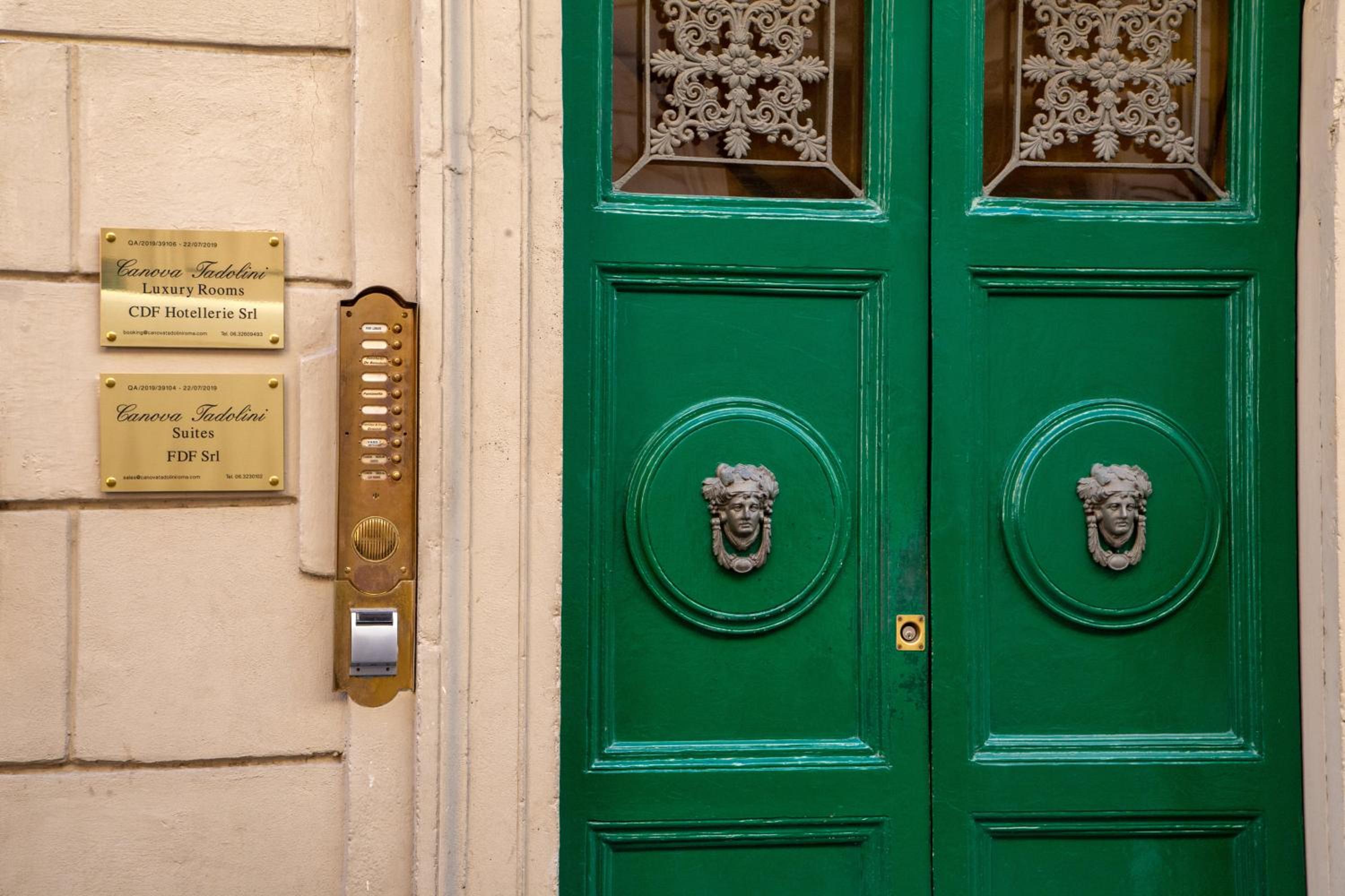 Residenza Canova Tadolini - Guesthouse