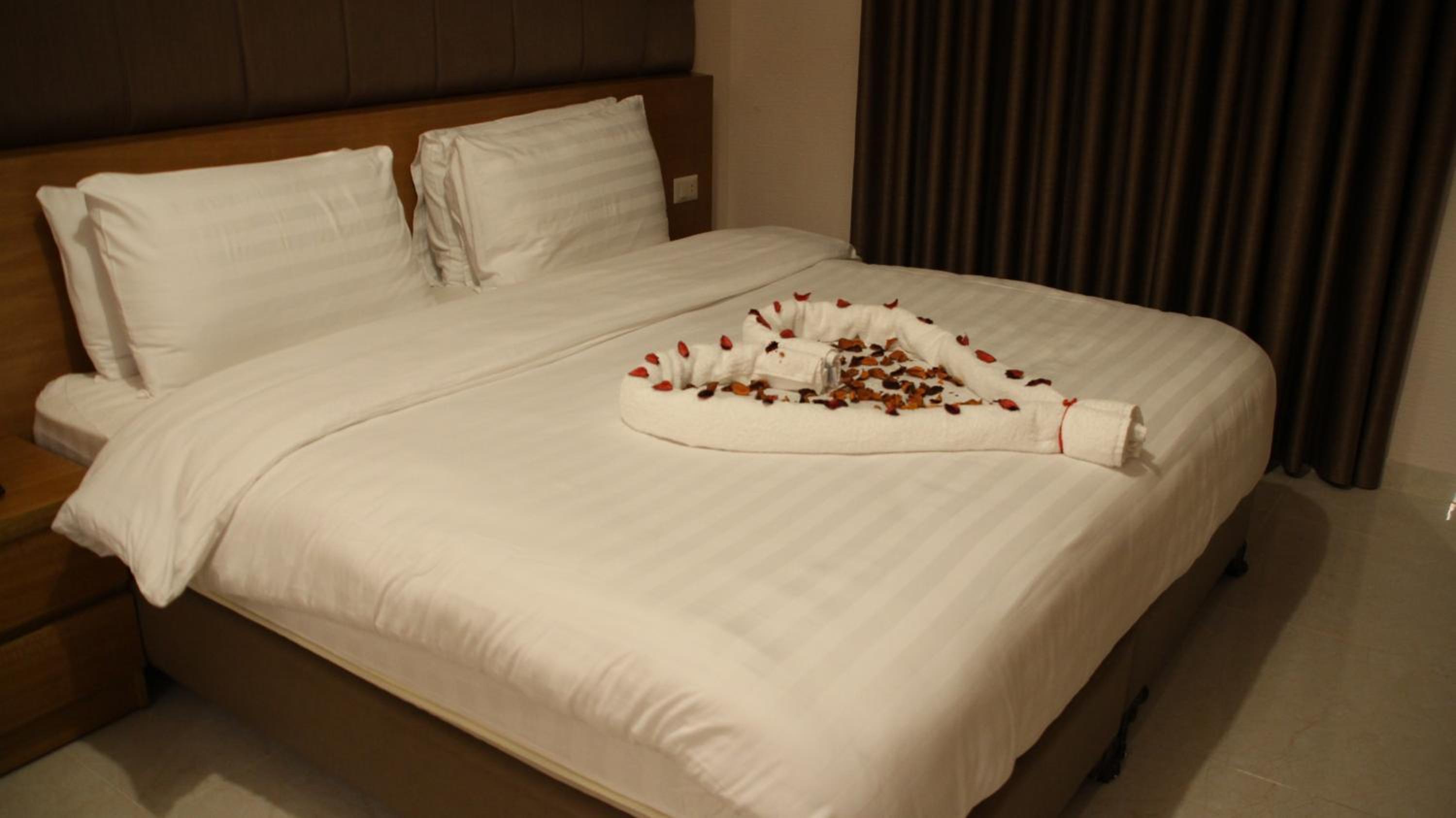 Big Ben Hotel Suites