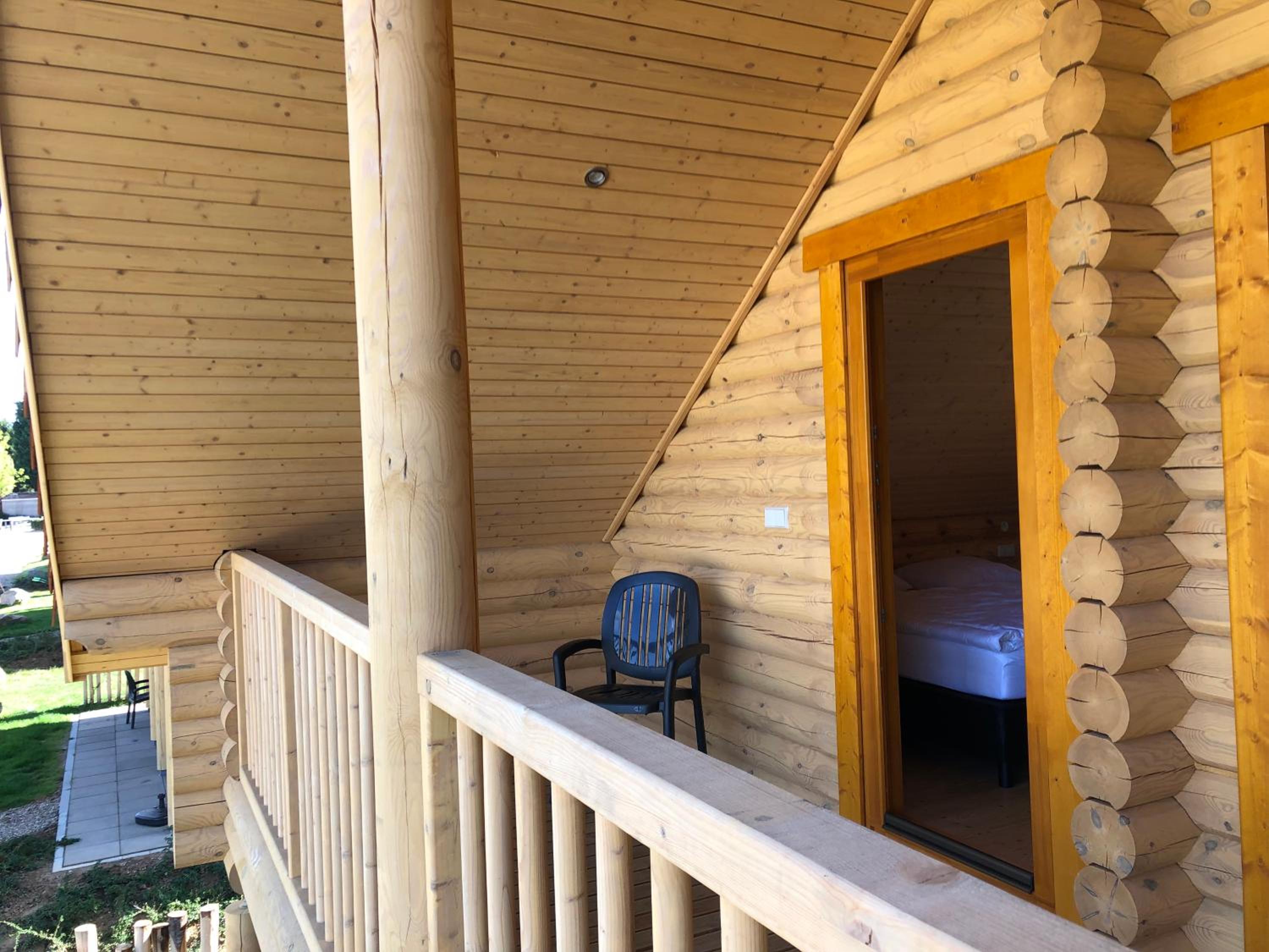 Photo 19