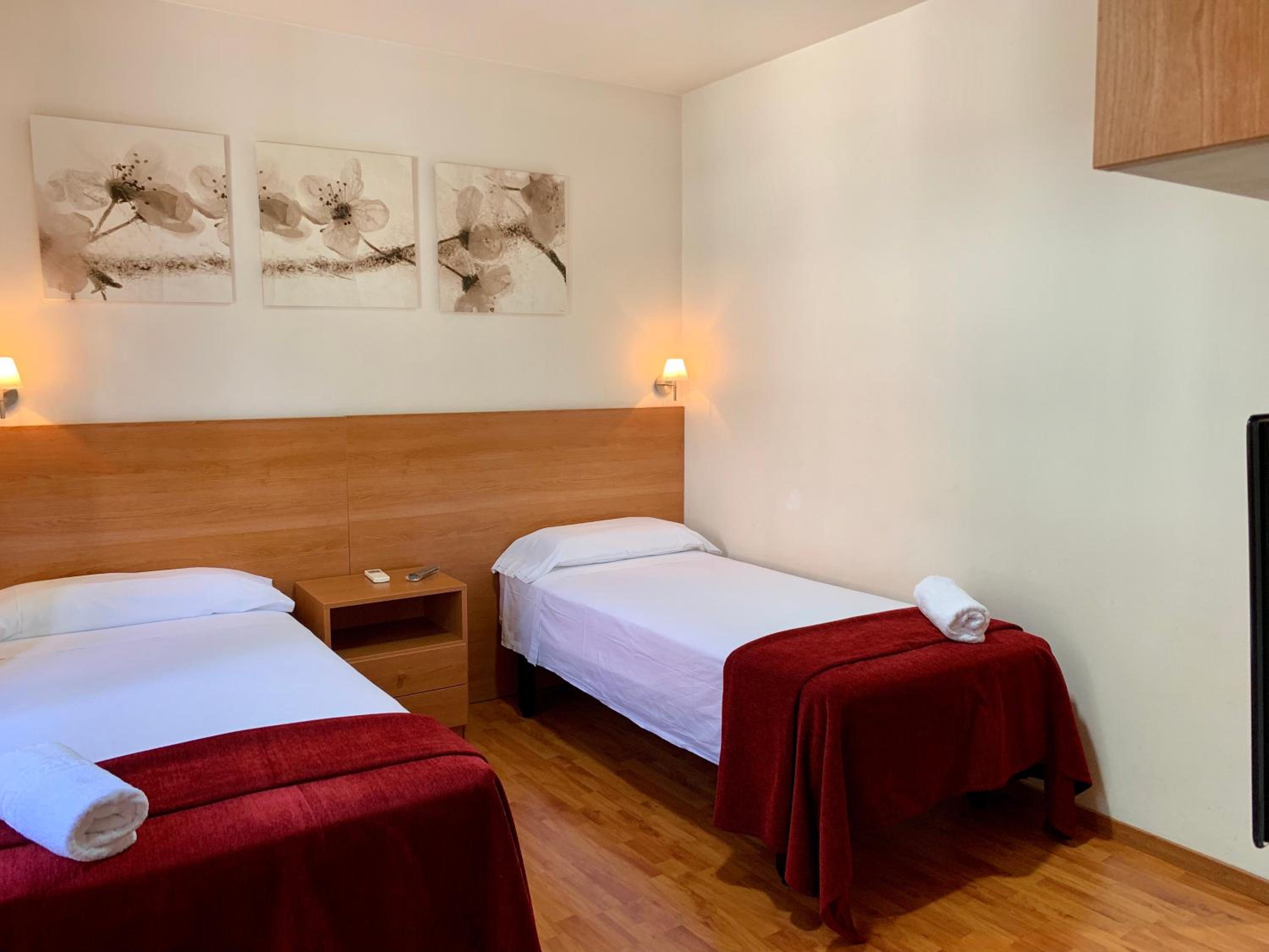 Hostal Madrazo