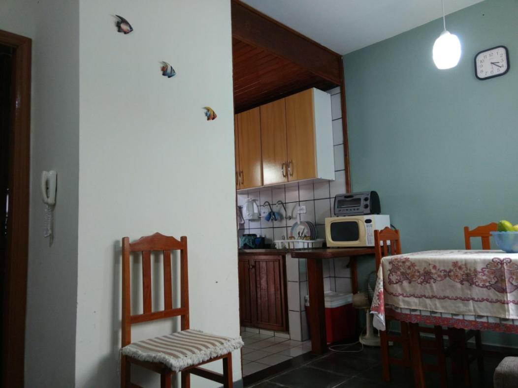 Casa em condomínio a 150 m da praia