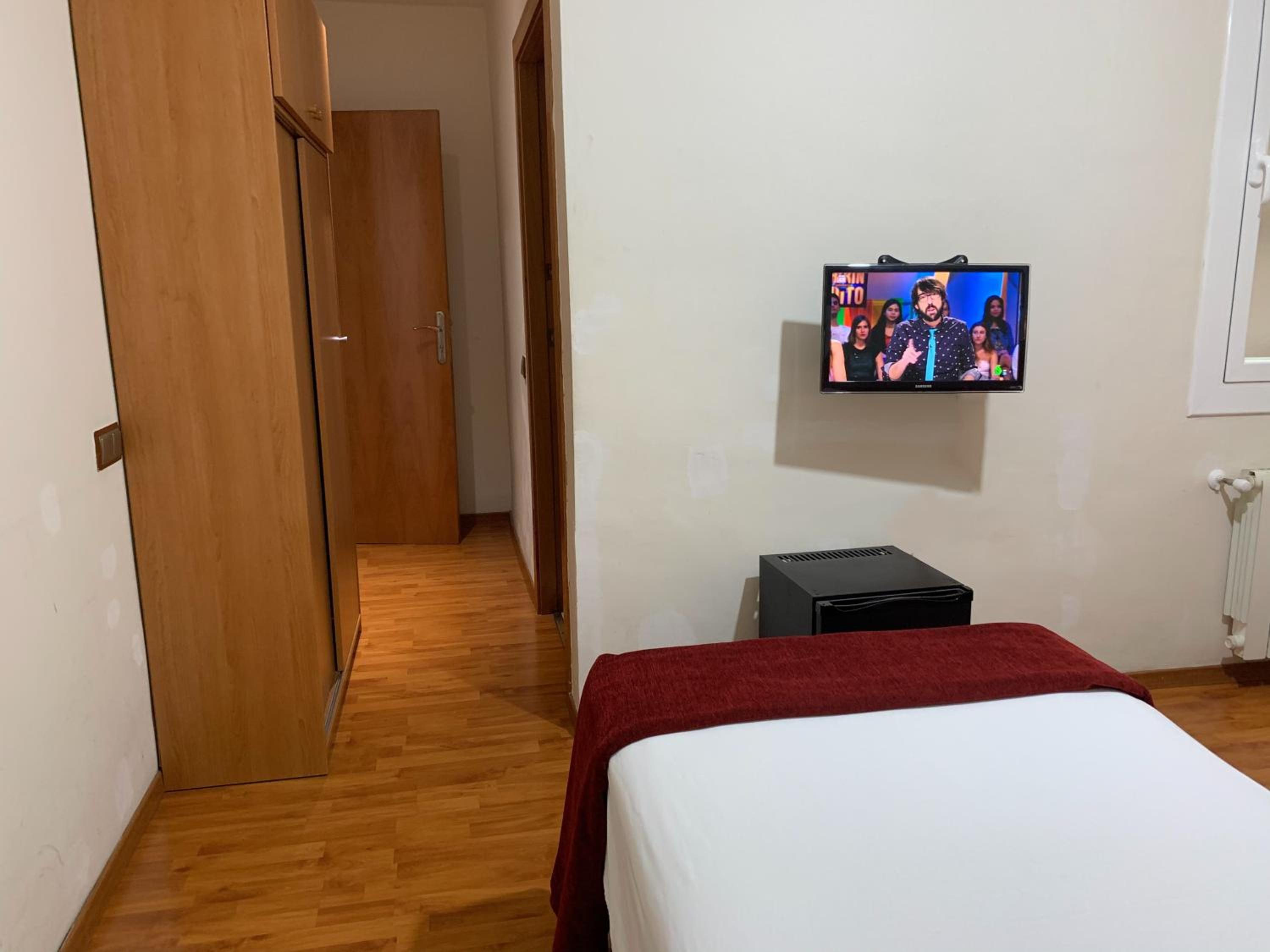 Hostal Madrazo