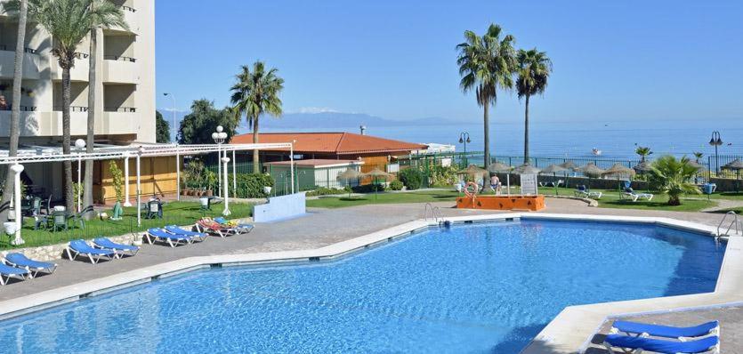 TORREMOLINOS CARIHUELA 1ª LINEA PLAYA view 2