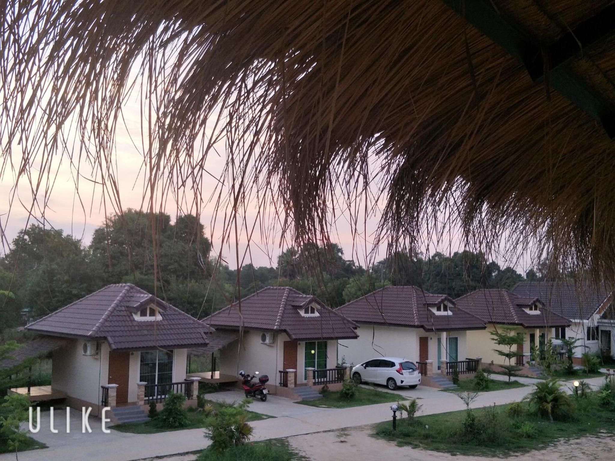 Suwi Coco Ville Resort