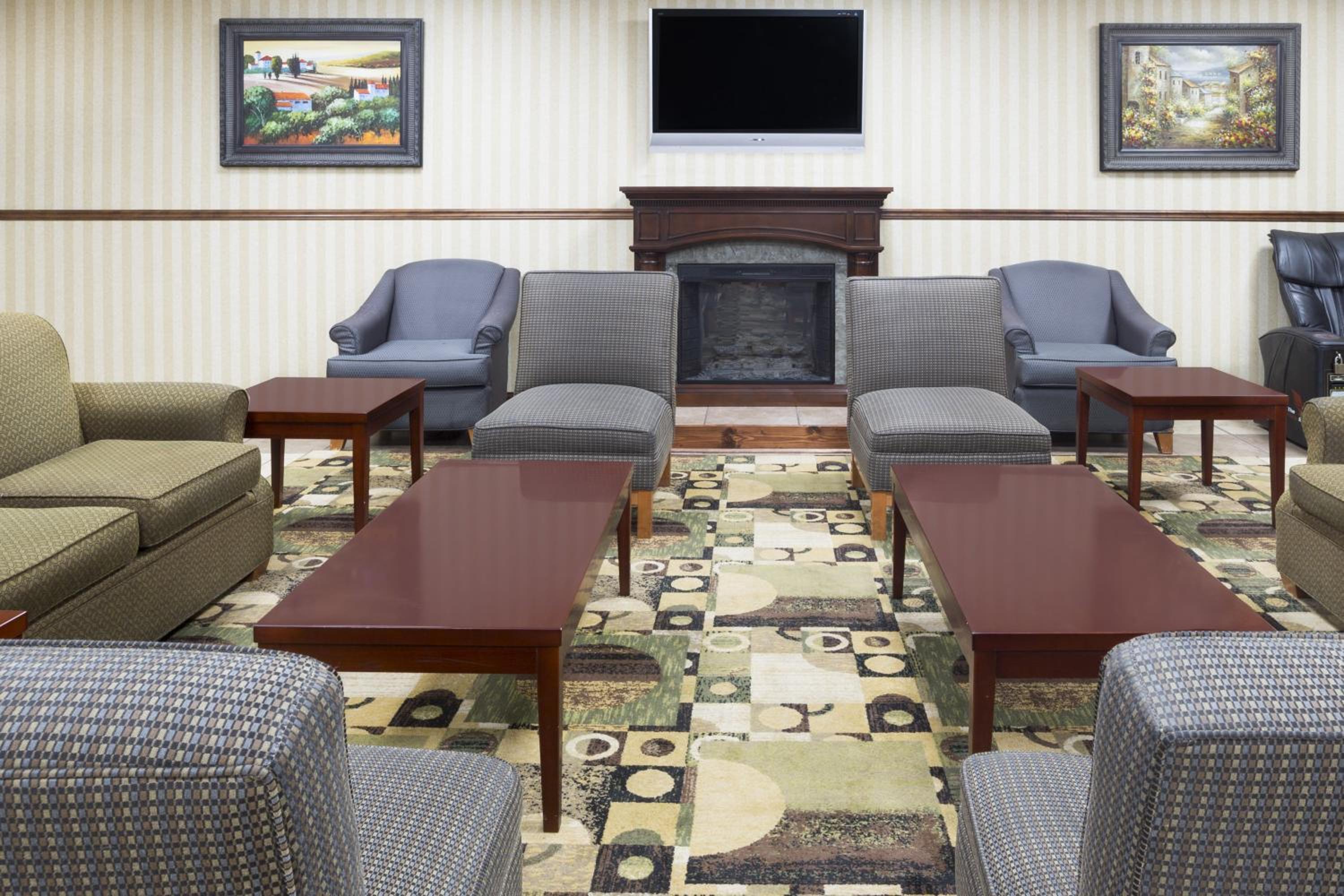 Days Inn by Wyndham Columbus-North Fort Moore, Fotografia 35