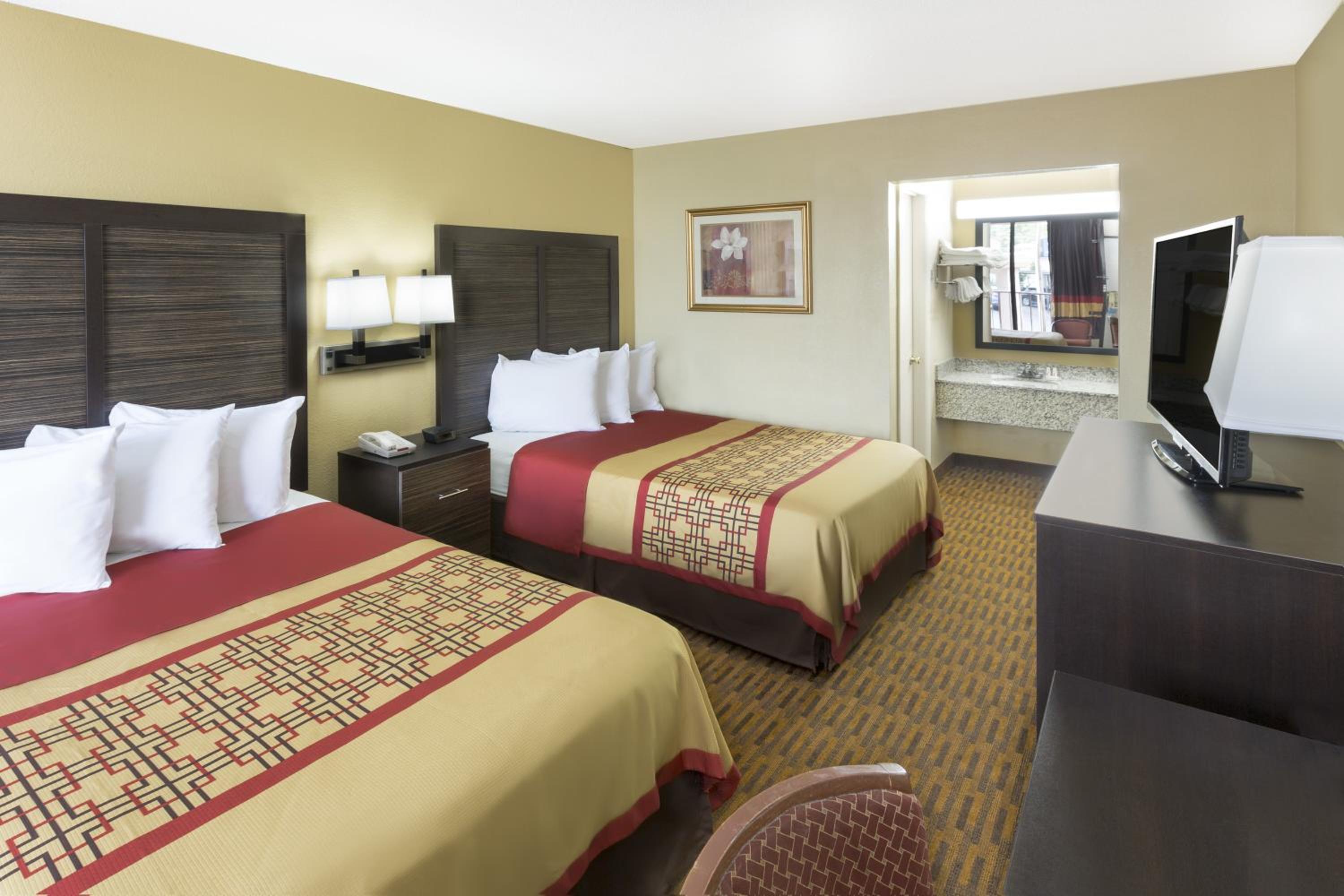 Days Inn by Wyndham Columbus-North Fort Moore, Fotografia 19