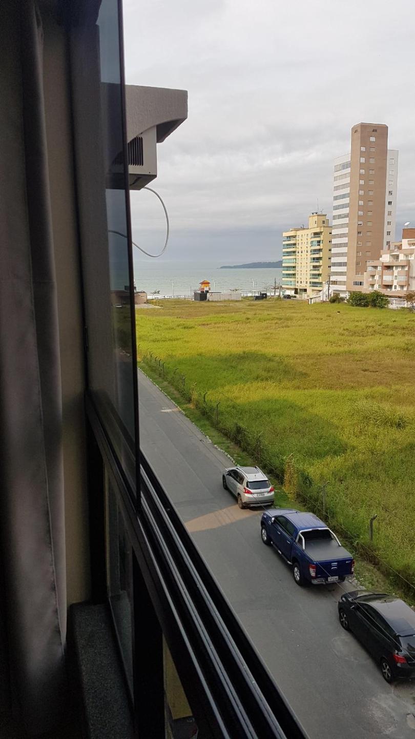 Novo Lar England Quadra Mar Meia Praia
