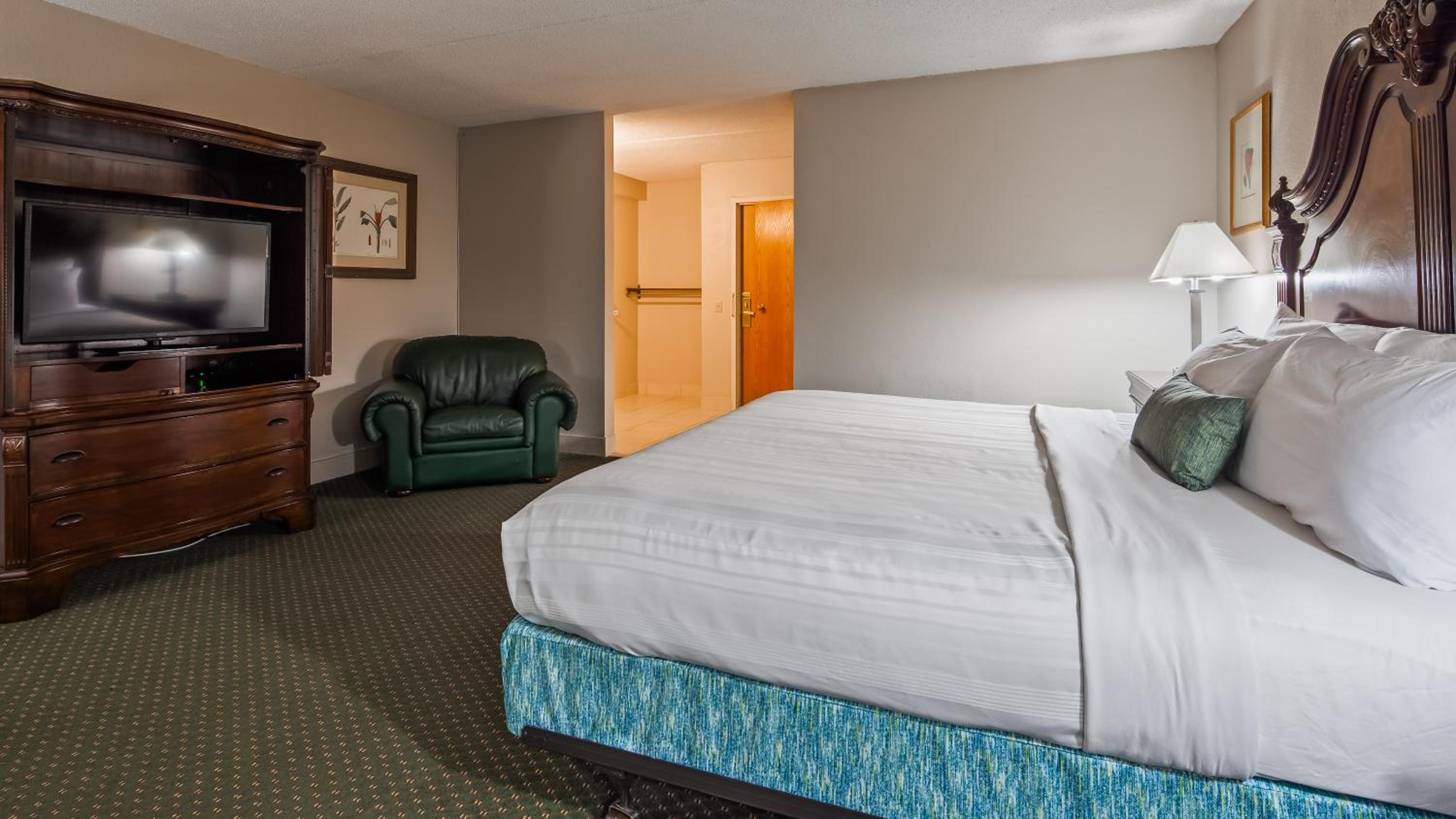 Farmington Vacations - Baymont Inn and Suites by Wyndham Farmington, MO - Property Image 19