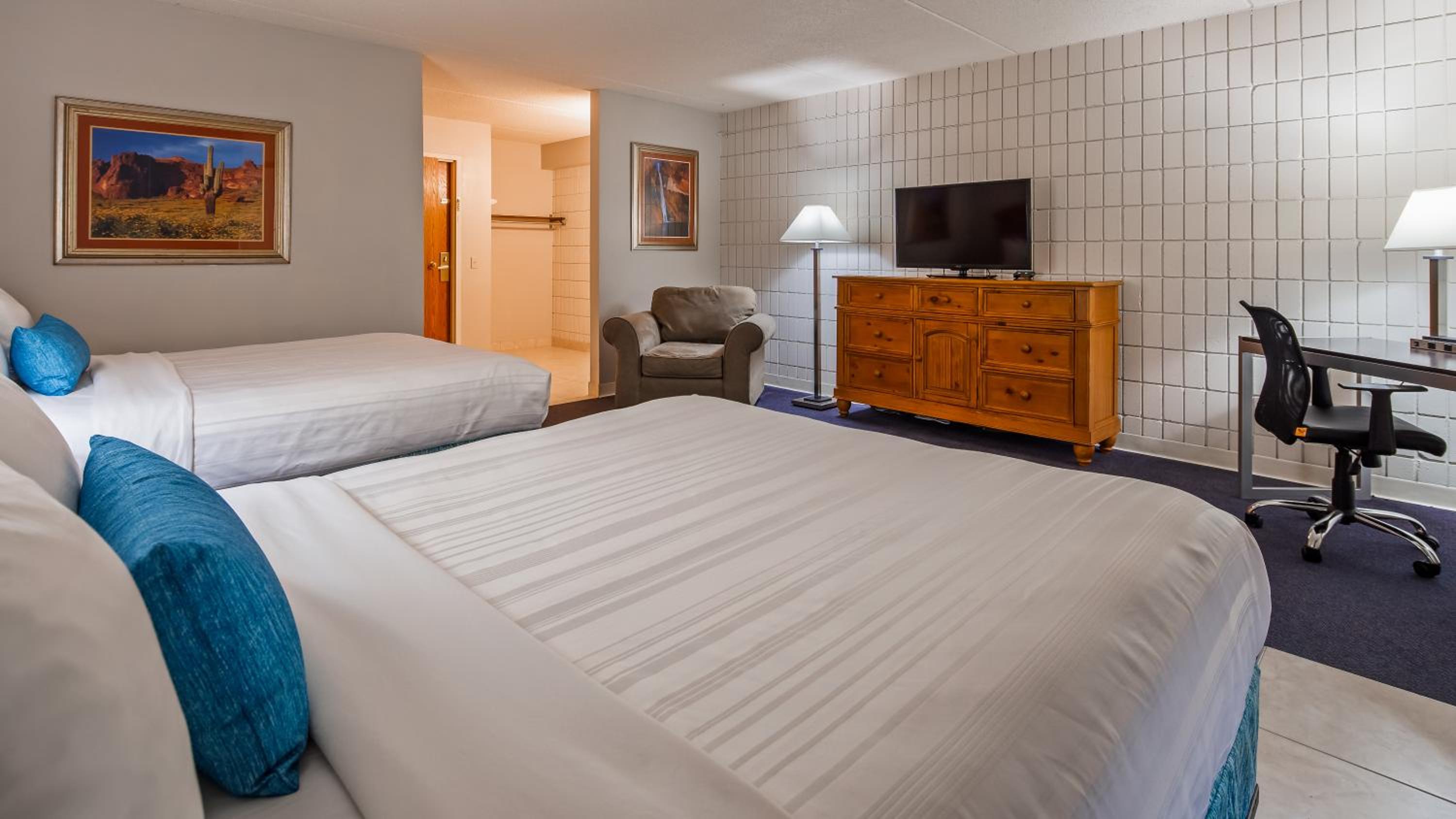 Farmington Vacations - Baymont Inn and Suites by Wyndham Farmington, MO - Property Image 21