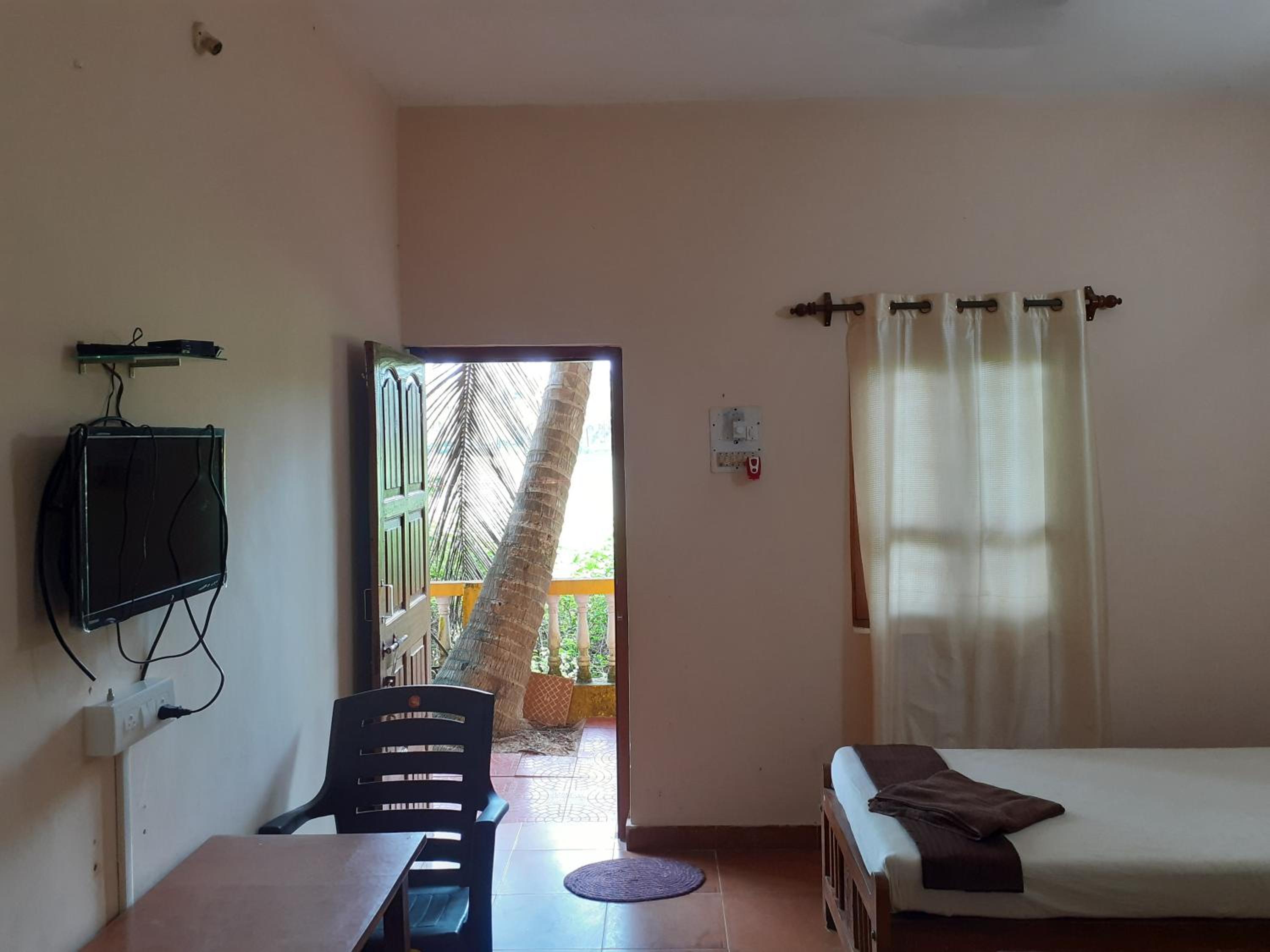 Country View Cottage Colva