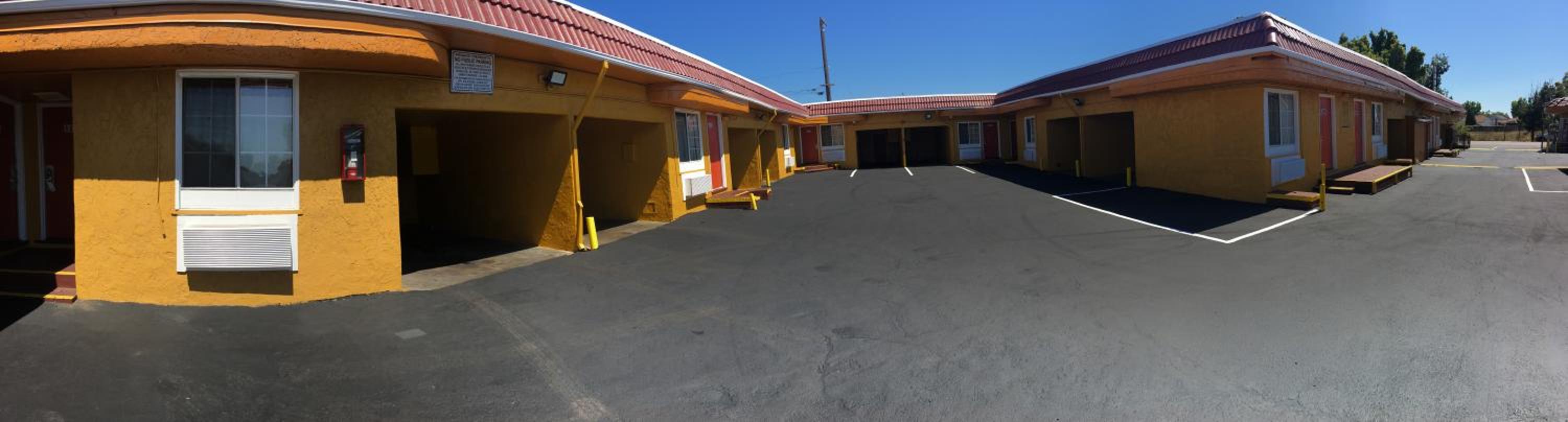 Harris Motel