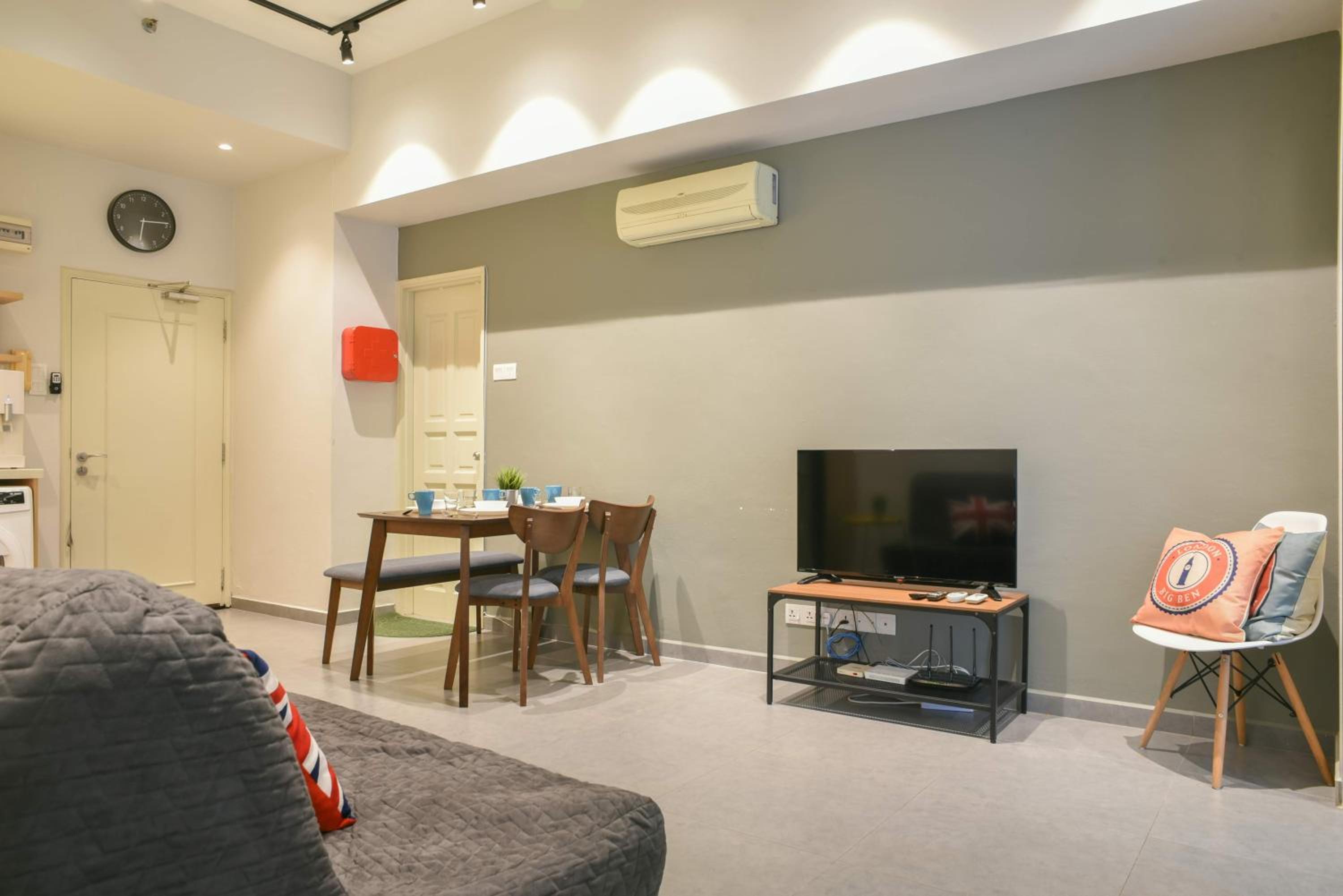 Parkview Service Apartments