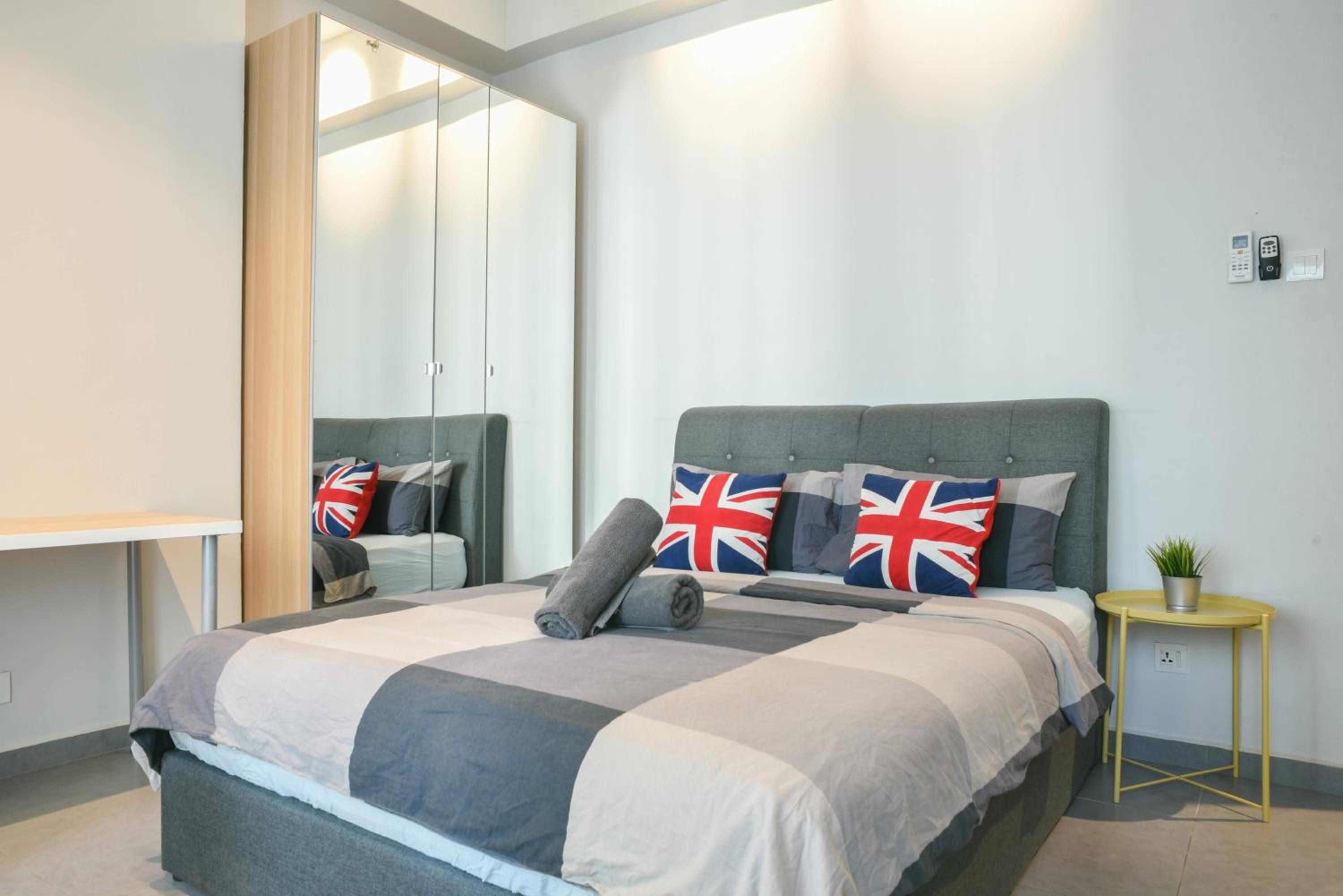Parkview Service Apartments