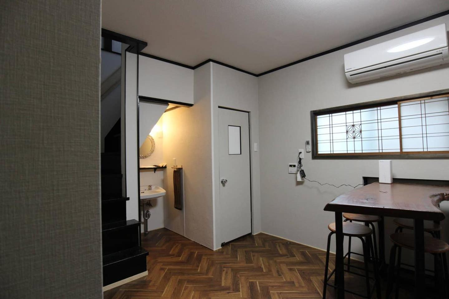Photo 47