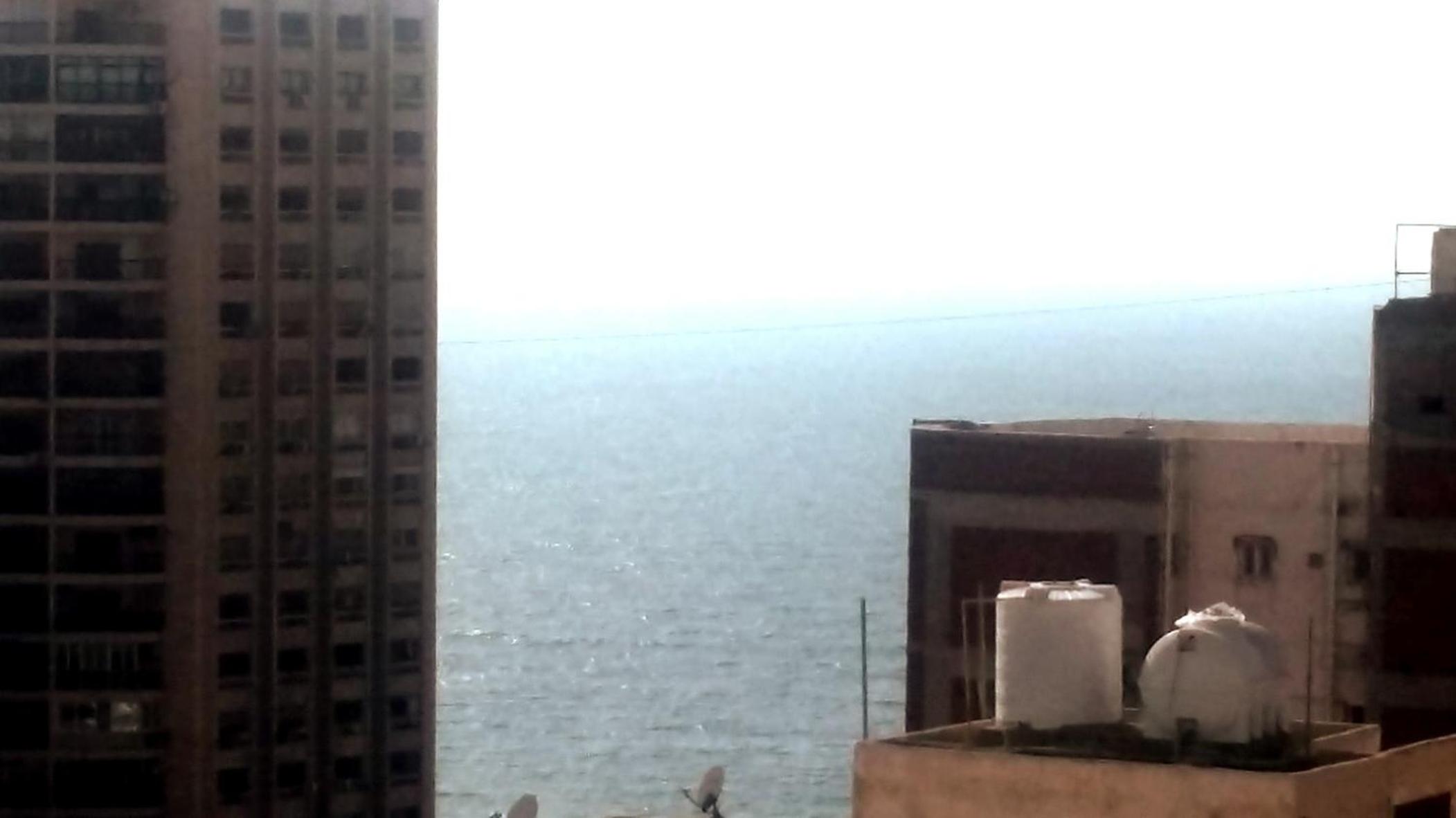 Private Room In Apartment with Sea & Hilton View - Image 2