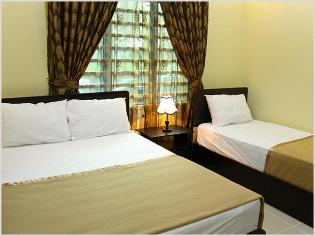 Villasuri Homestay photo 4