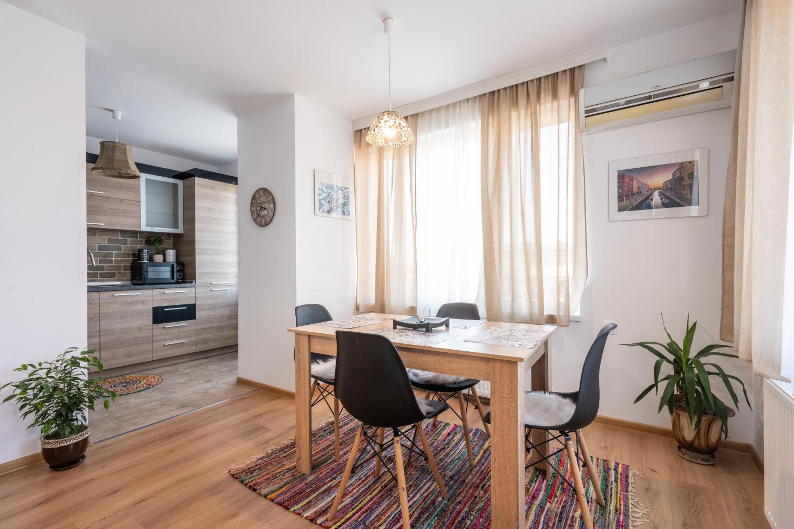 NC Apartment Ruse view 5