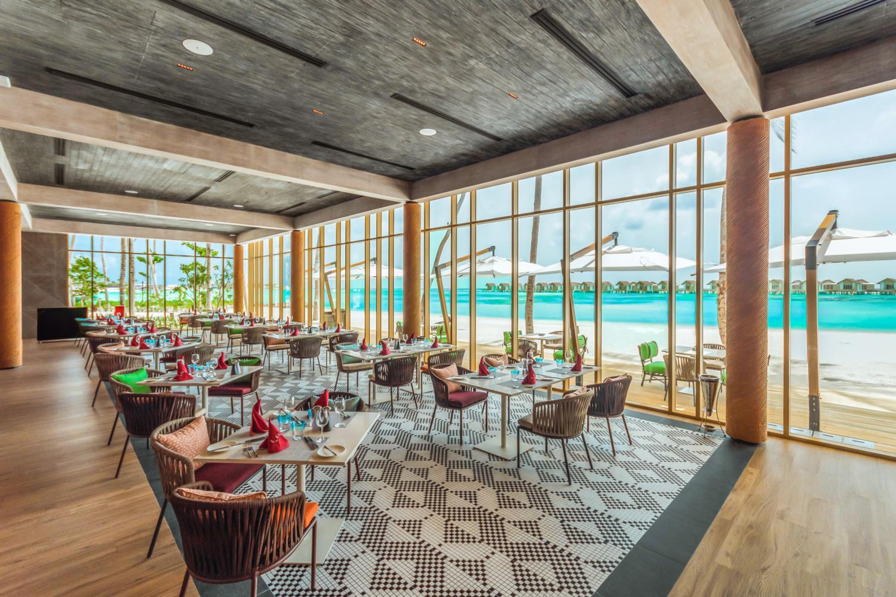 Hard Rock Hotel Maldives — 15