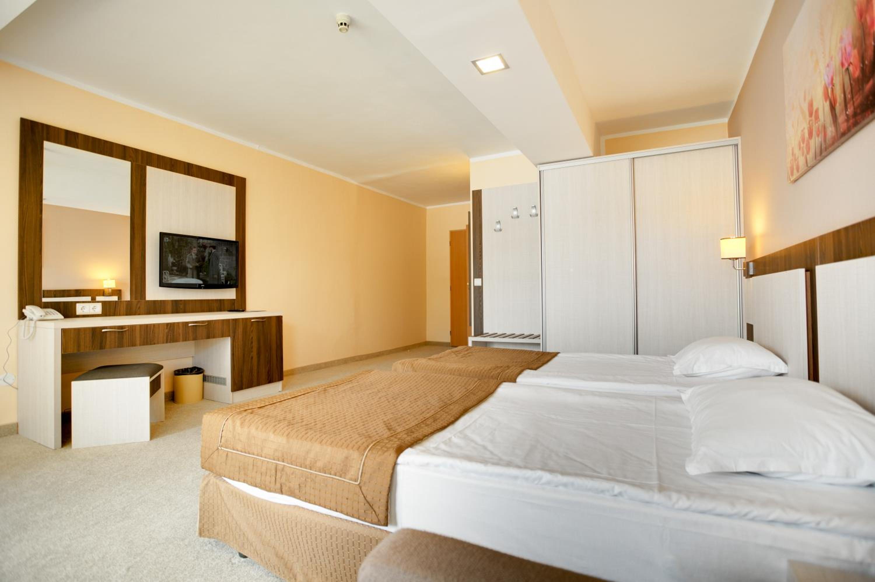 DIT Evrika Beach Club Hotel - All Inclusive
