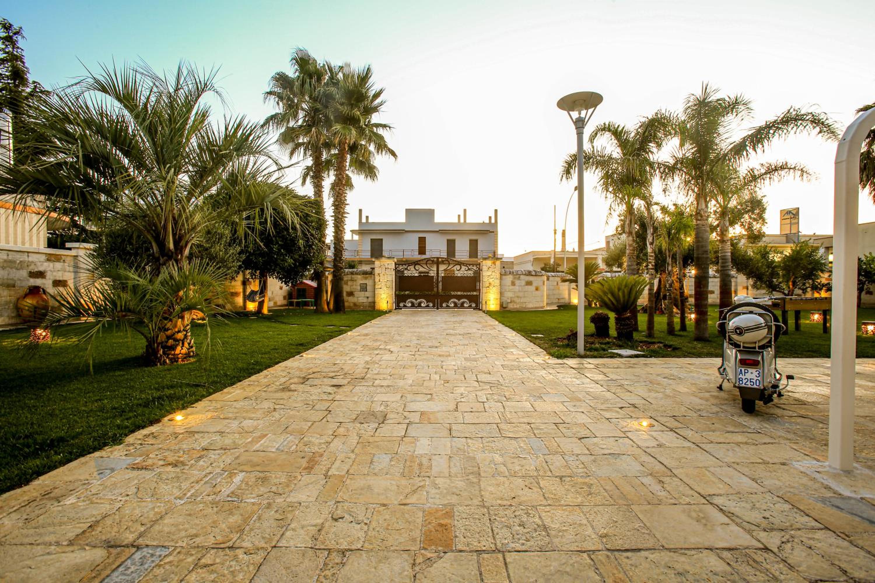 La Casina - Salento Vacation Rental view 3