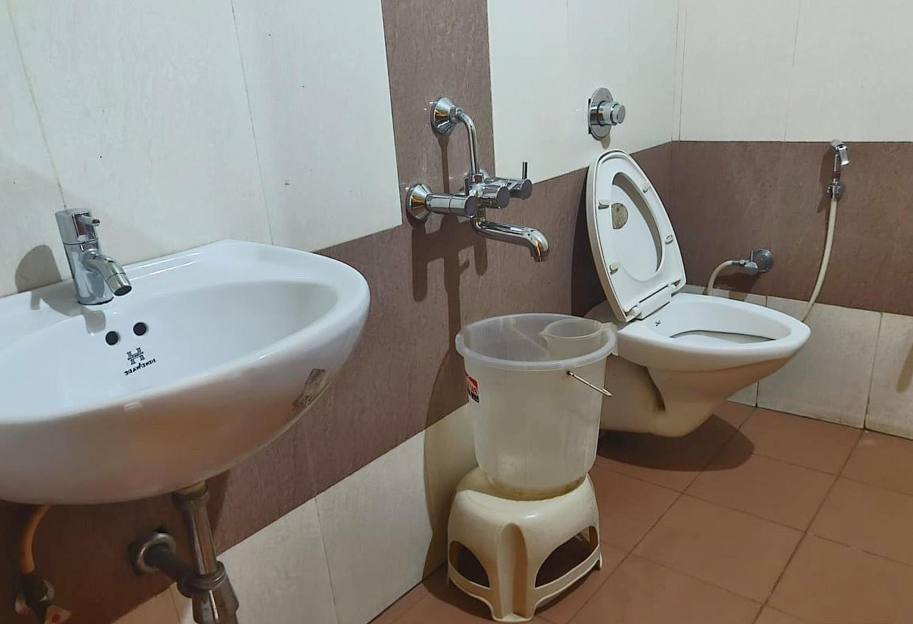 Lonavala Vacations - Rainwood Residency - Property Image 10