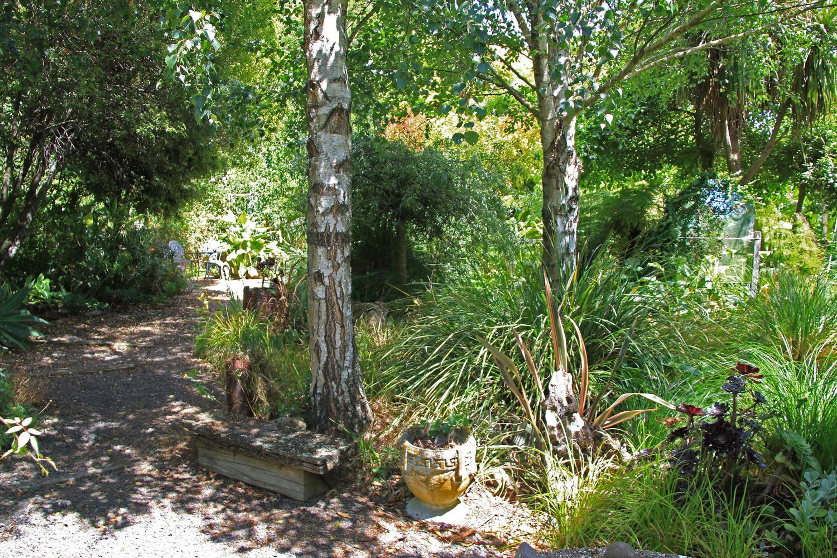 Clive Colonial Cottages