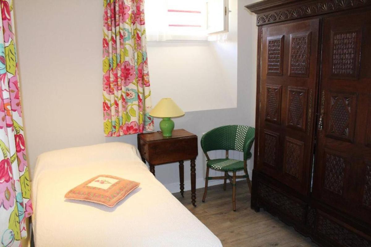 APPARTEMENT VILLA MERCEDES view 4