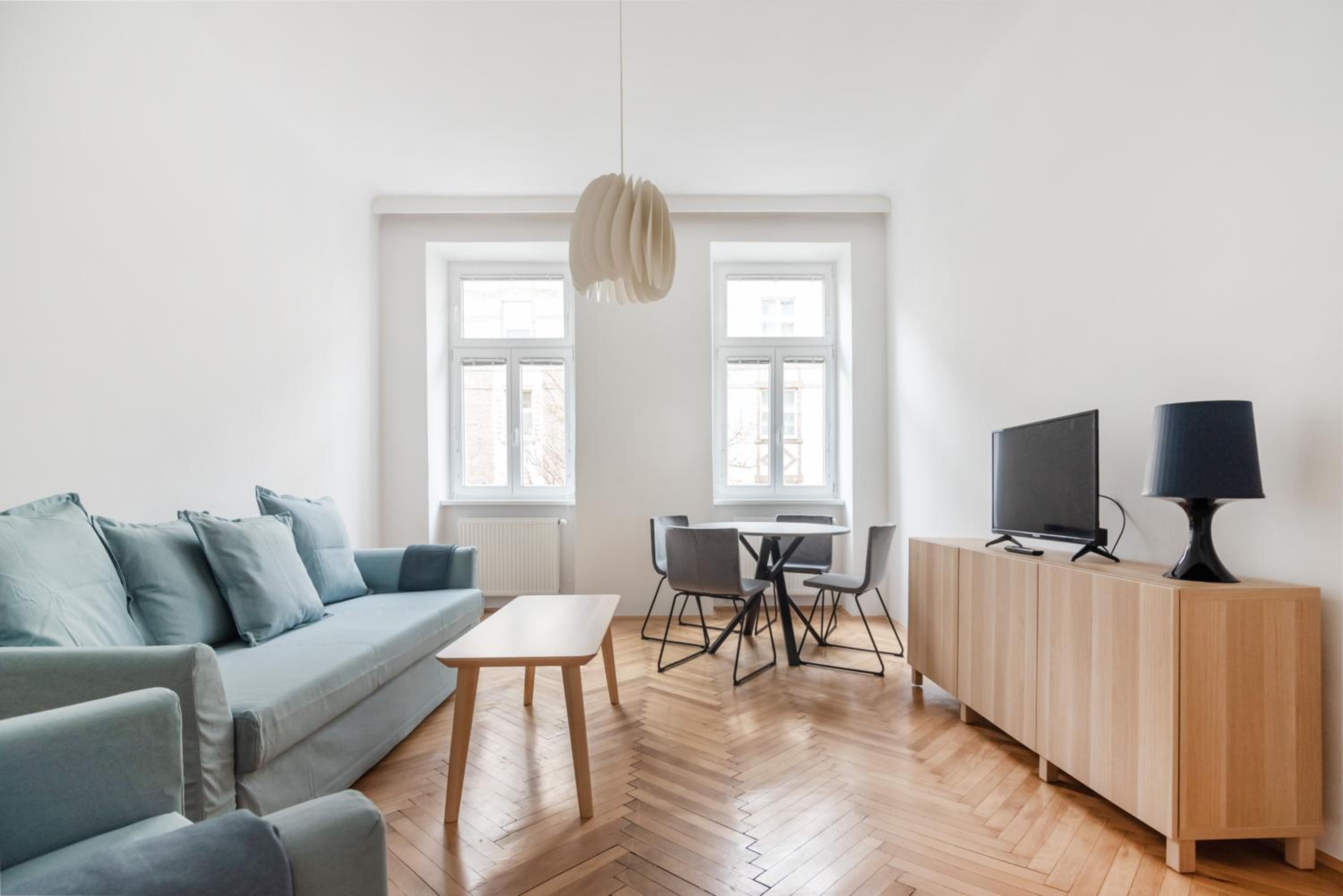 UNIVERSUM APARTMENT 2