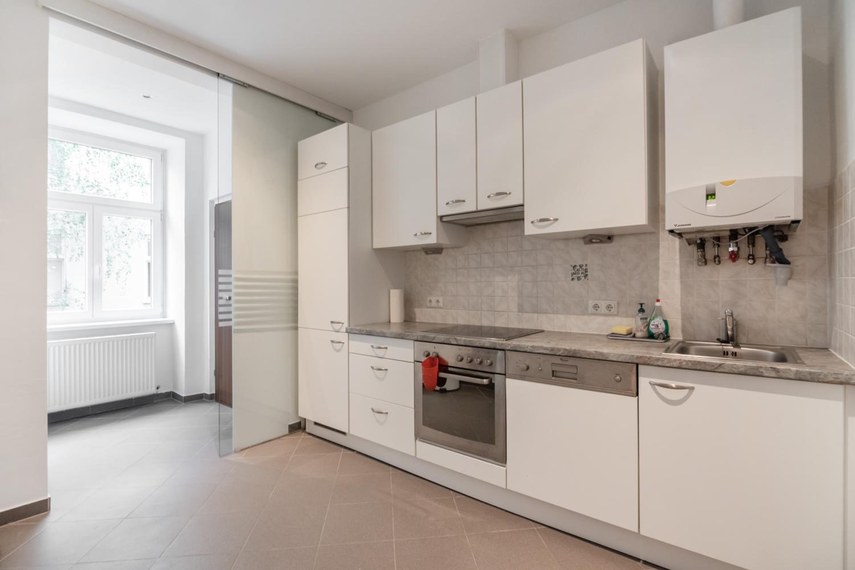 UNIVERSUM APARTMENT 2