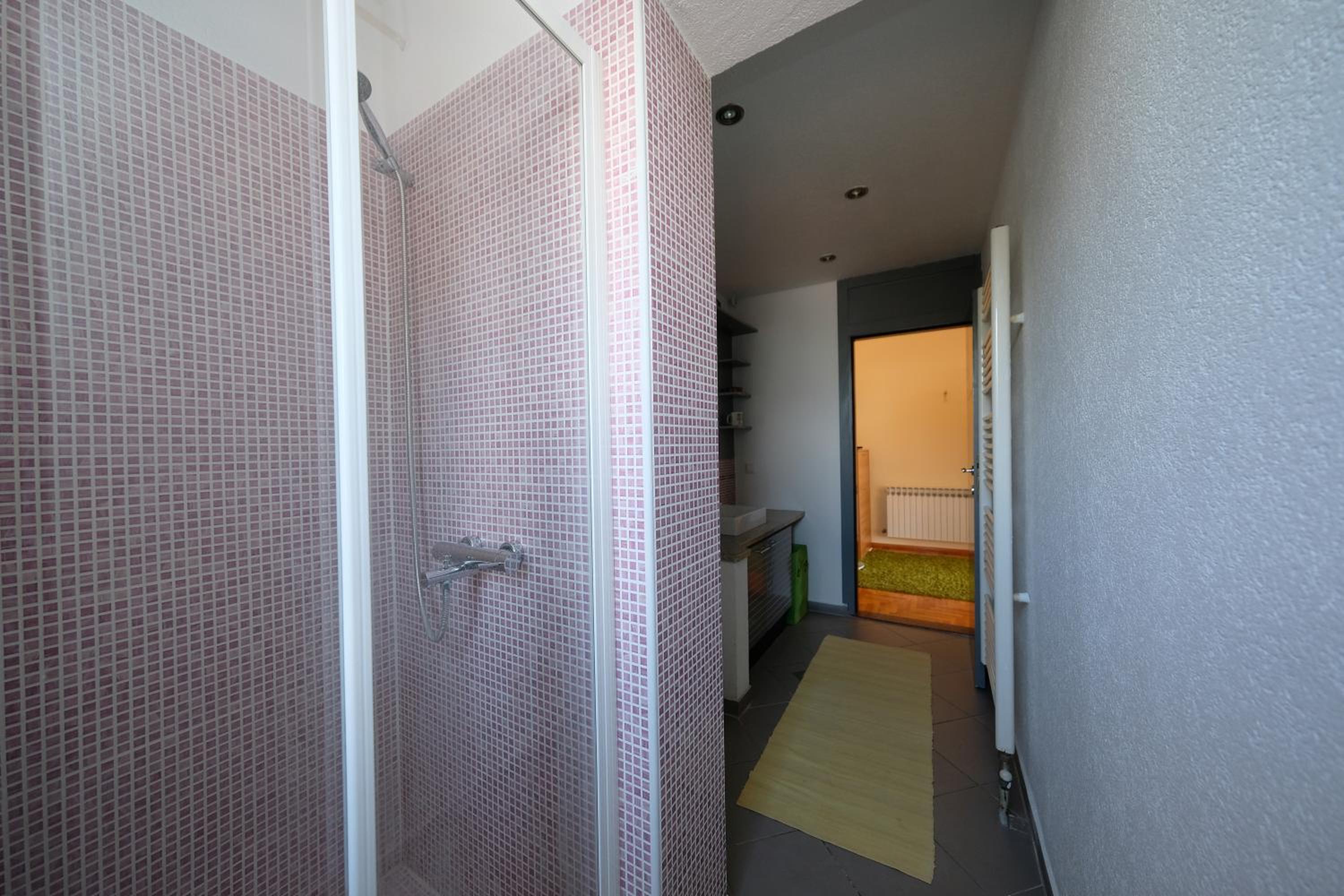 Awesome Panorama Penthouse - free Parking and balcony