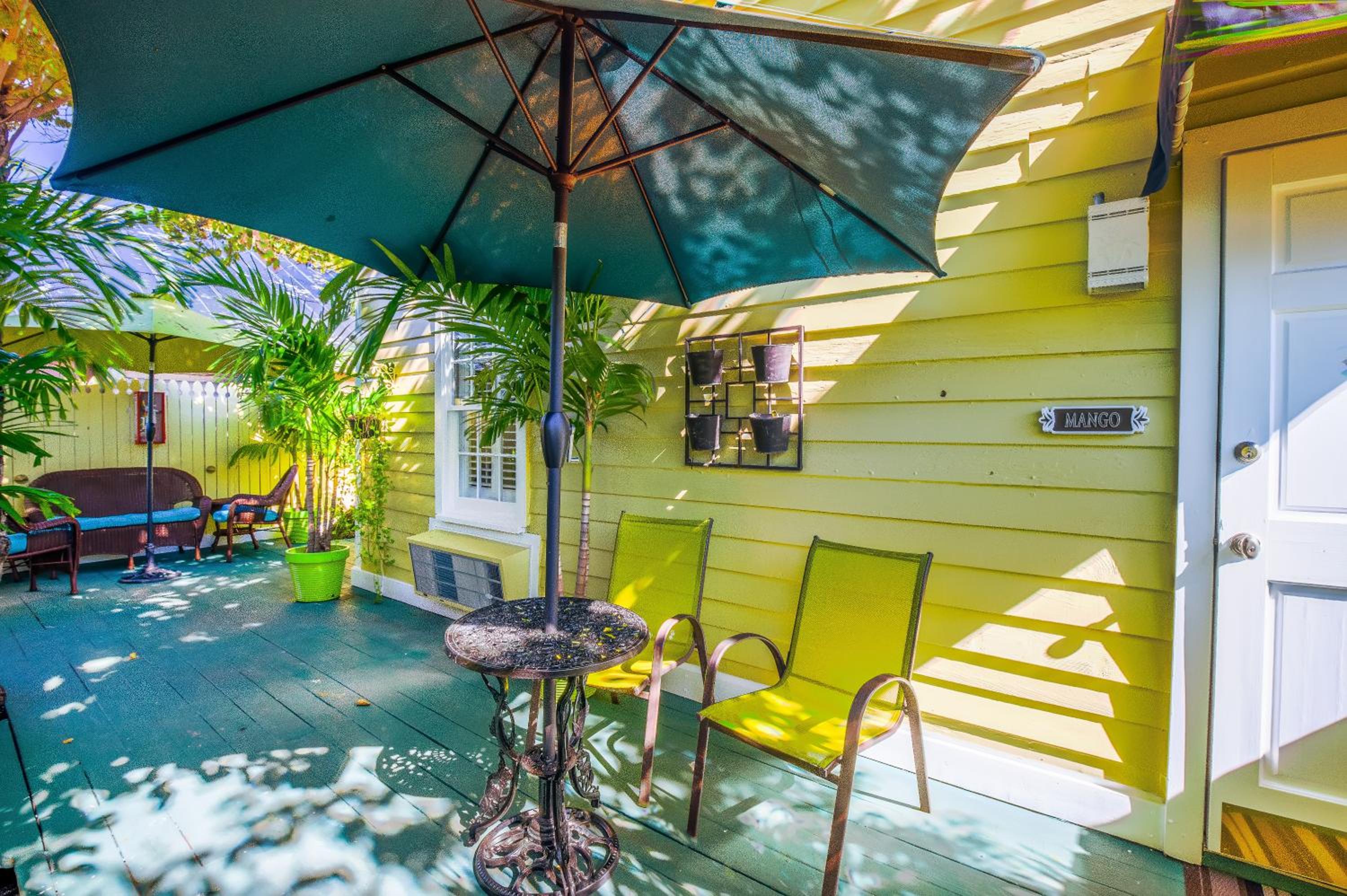 Duval Inn - Key West