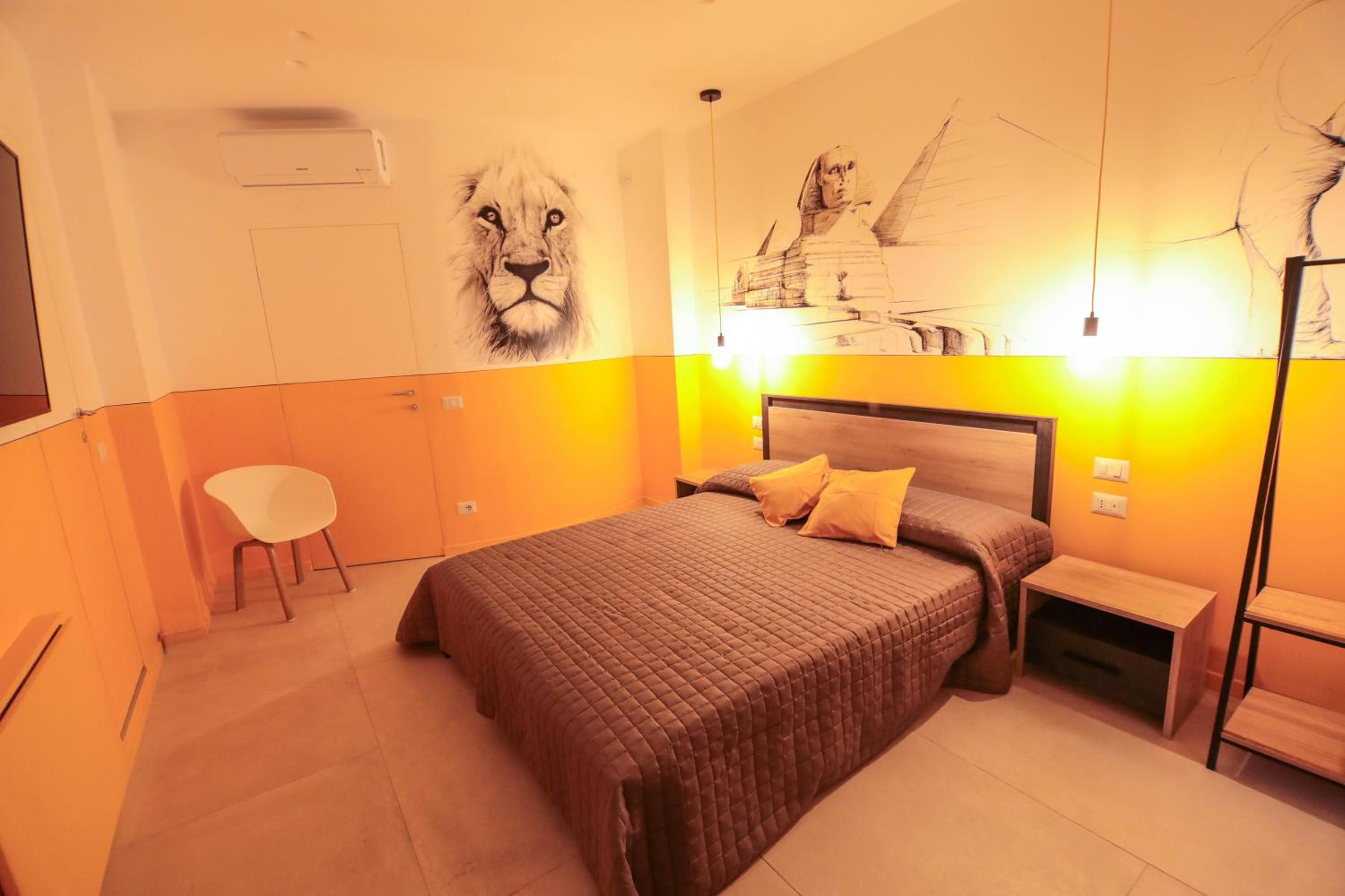 hotel room