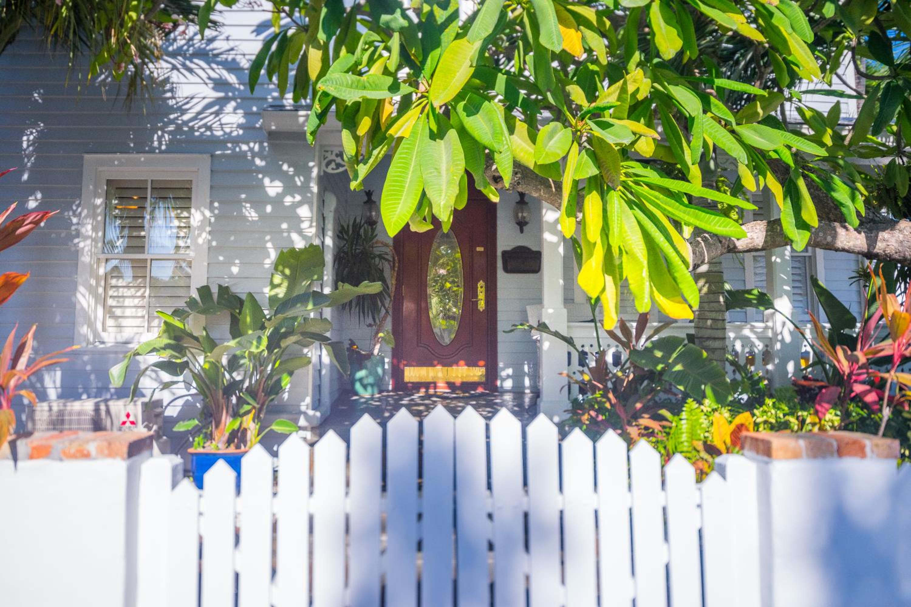Duval Inn - Key West
