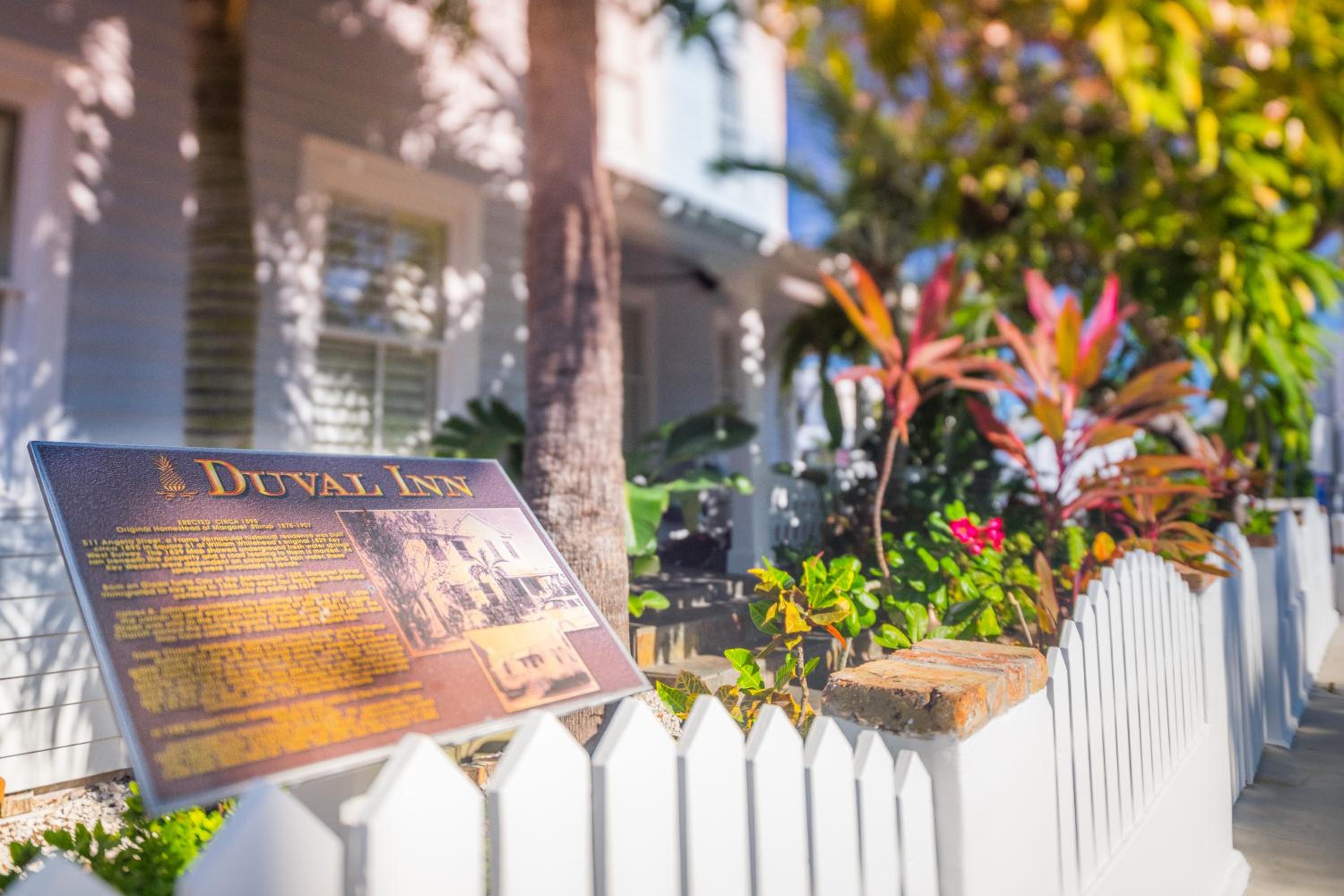 Duval Inn - Key West