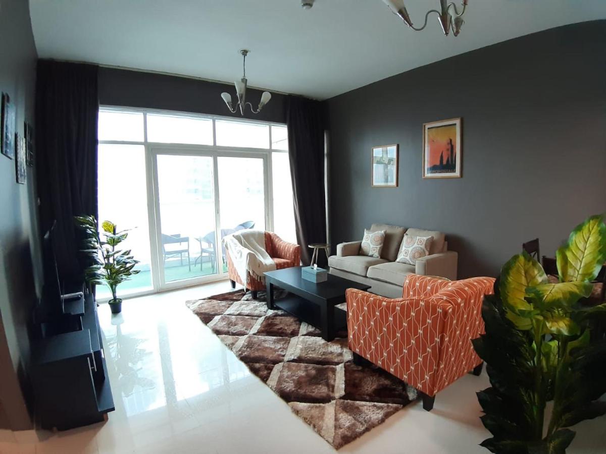 Golden Stay Vacation Homes continental tower marina