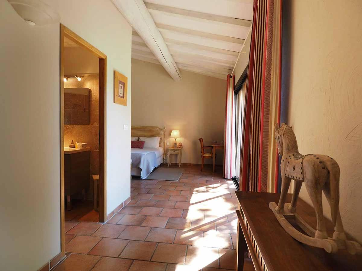 Le Clos des Cyprès Maison d'hôtes de charme & Diner Gourmet